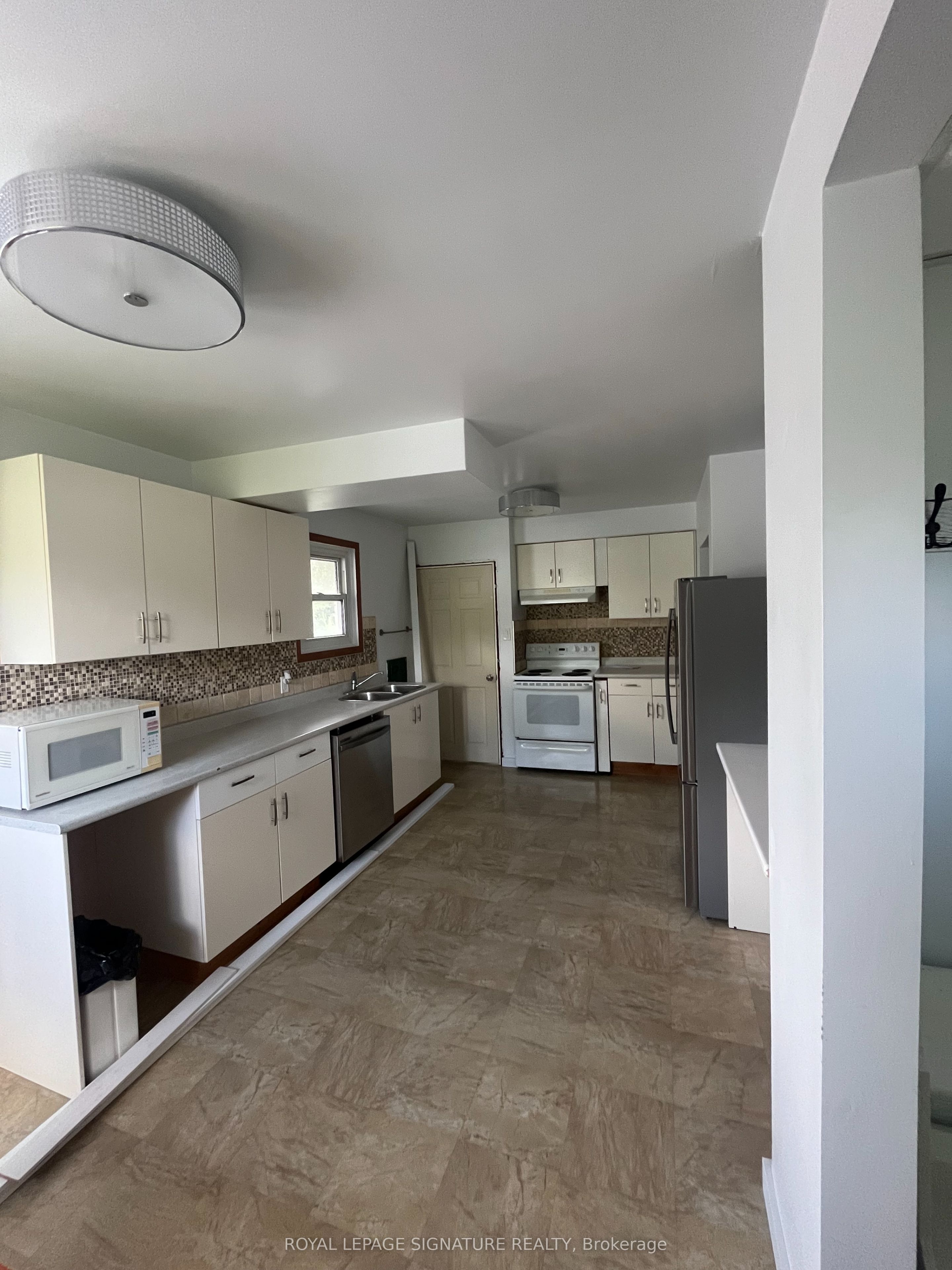 Unit Main - 154 Weber Street N, Waterloo 2