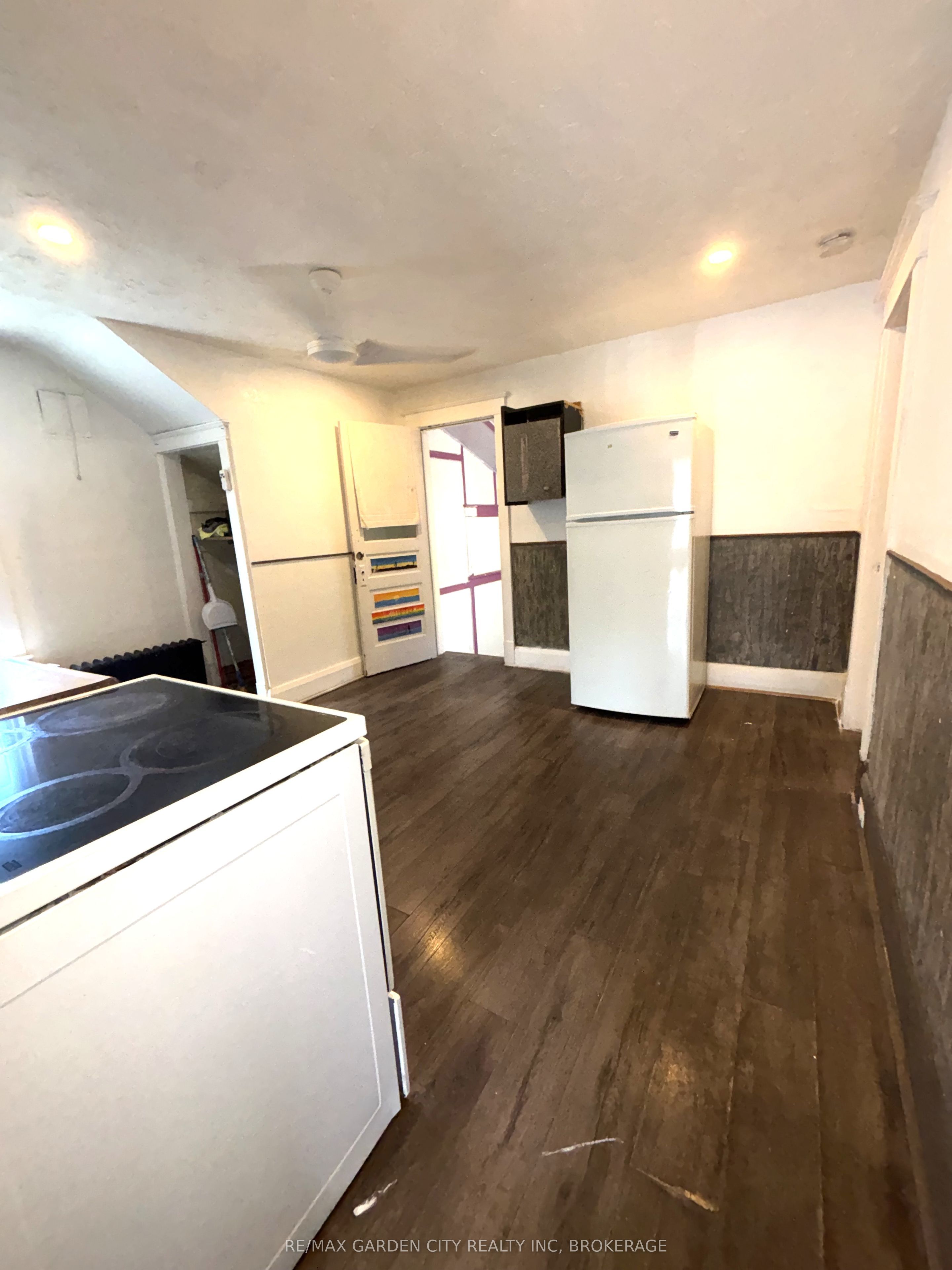 Unit 3 - 6165 BARKER Street, Niagara Falls 4