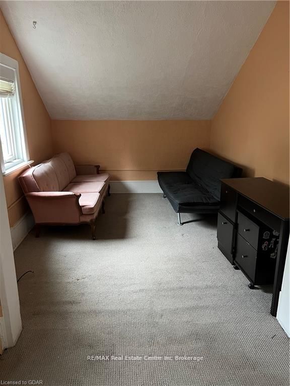 Unit B - 187 ARTHUR Street N, Guelph 4
