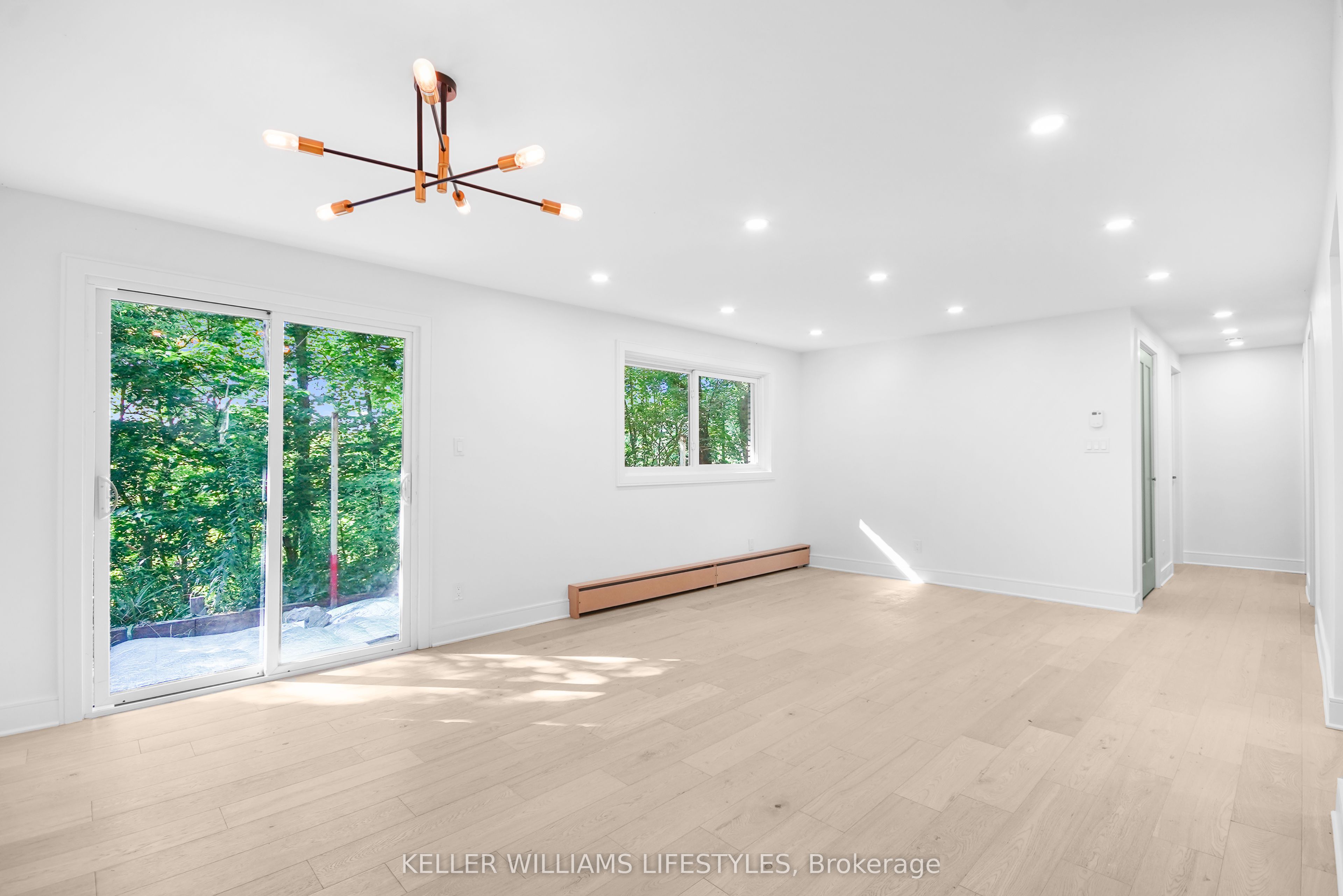 Unit C - 306 Riverside Drive, London 2