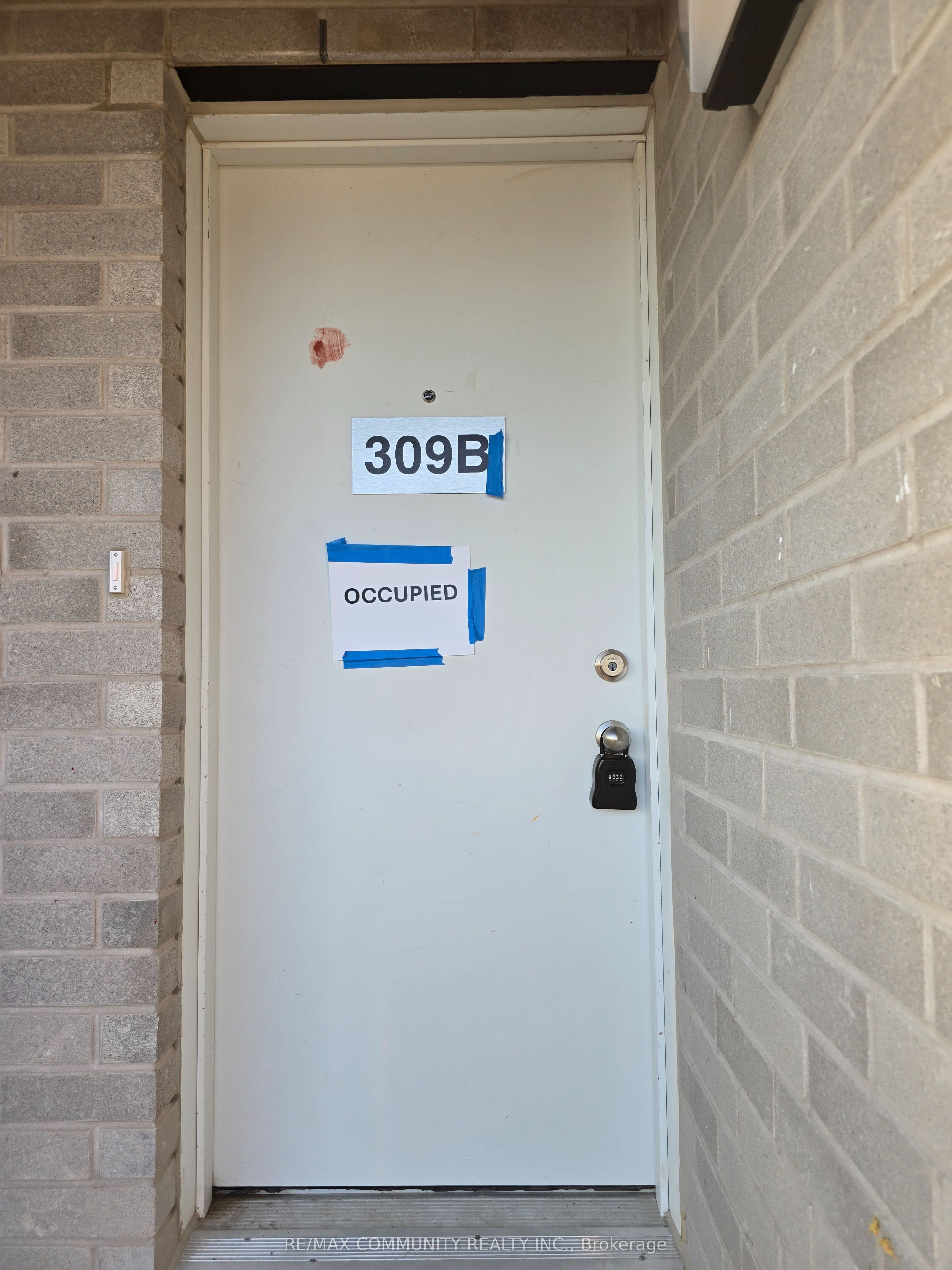 Unit 309B - 16 Melbourne Avenue, St. Catharines 2