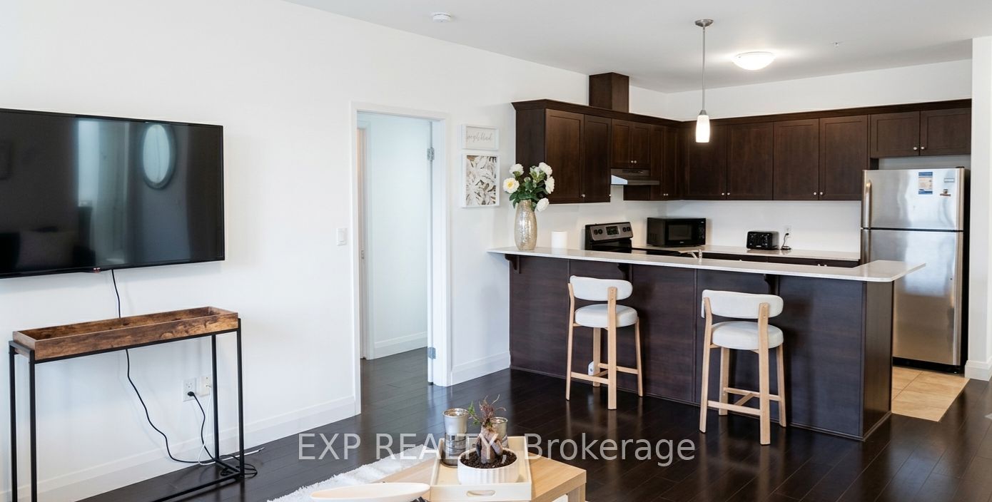 Unit 402 - 26 Wellington Street, St. Catharines 4