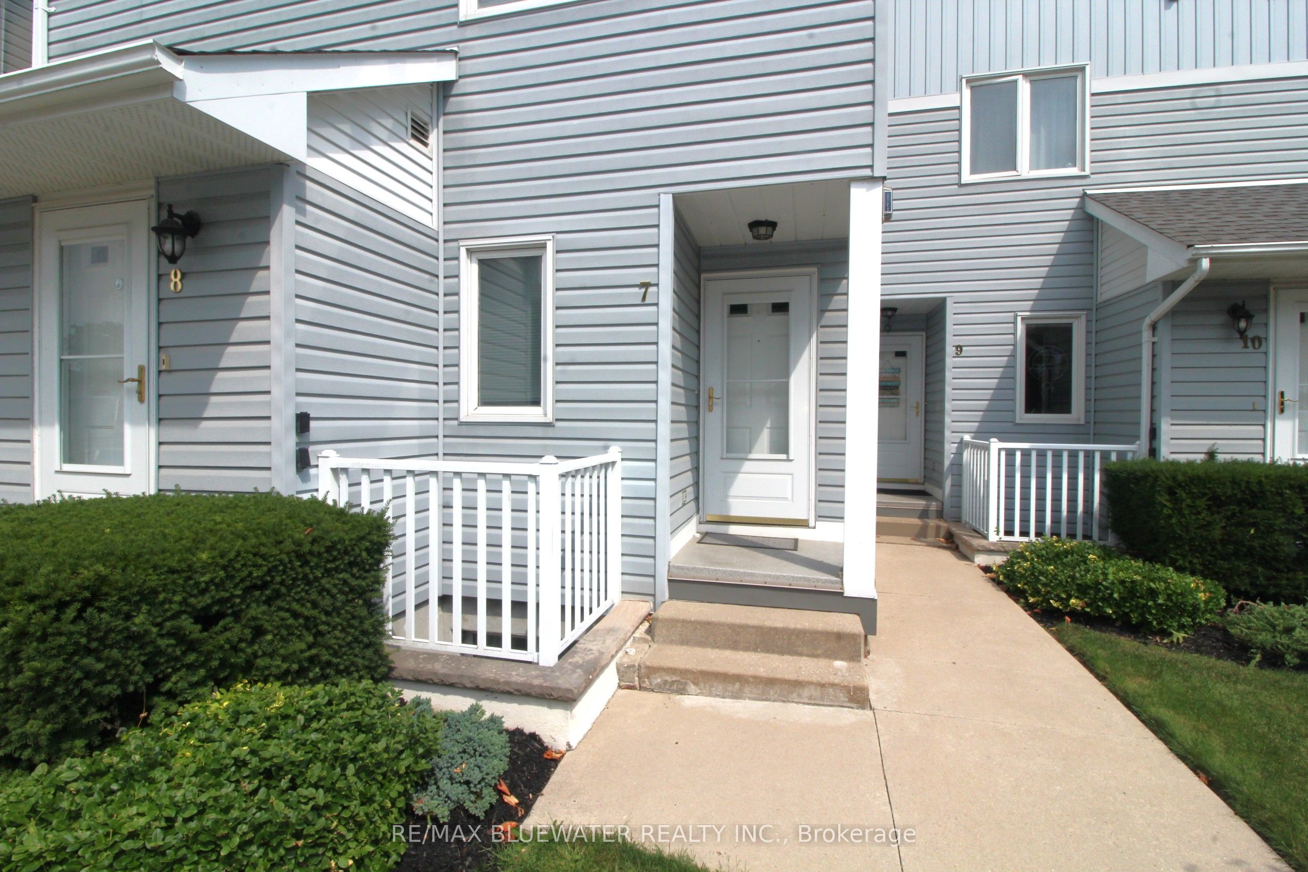 Unit 7 - 48 Ontario Street S, Lambton Shores 5