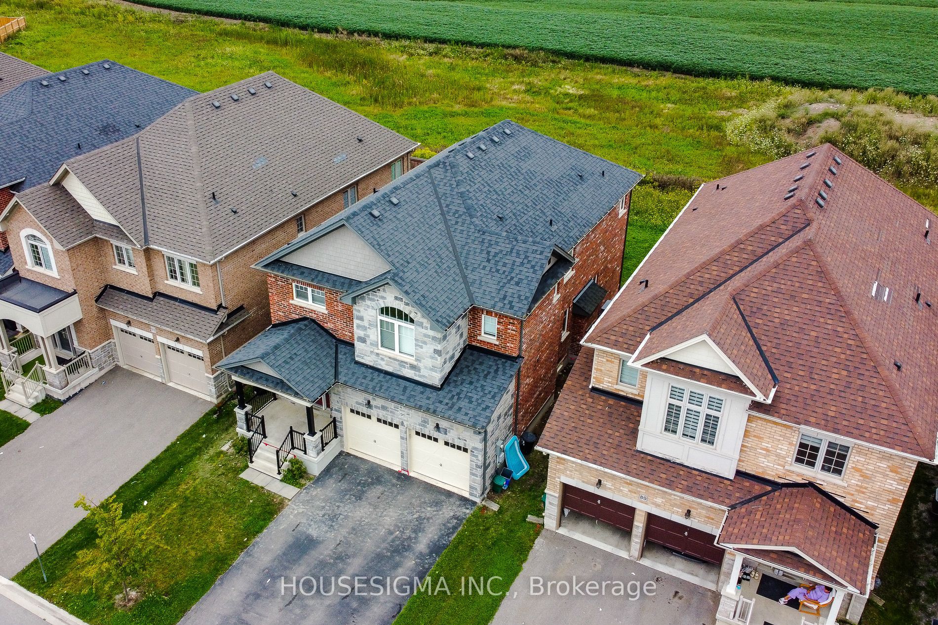 91 Homestead Way, Thorold 2