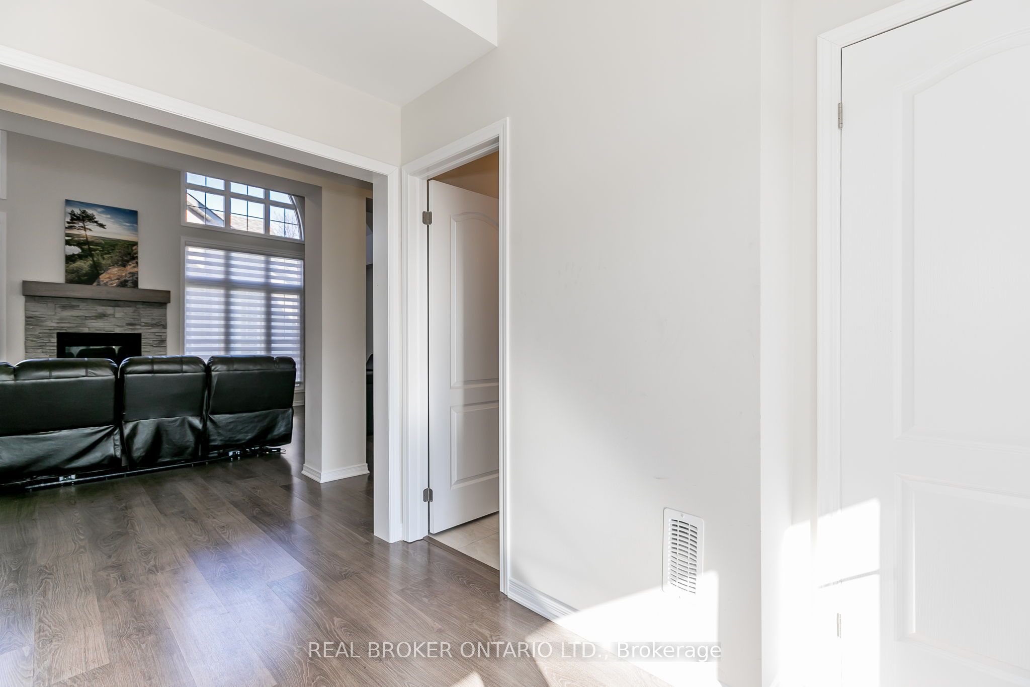 47 Marina Village Drive, Georgian Bay 5