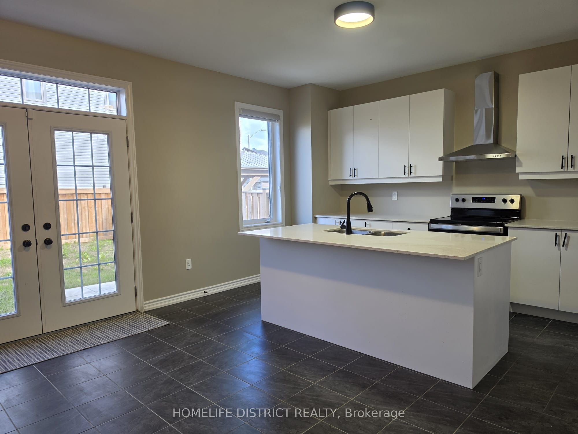 51 Hancock Crescent, Kawartha Lakes 4