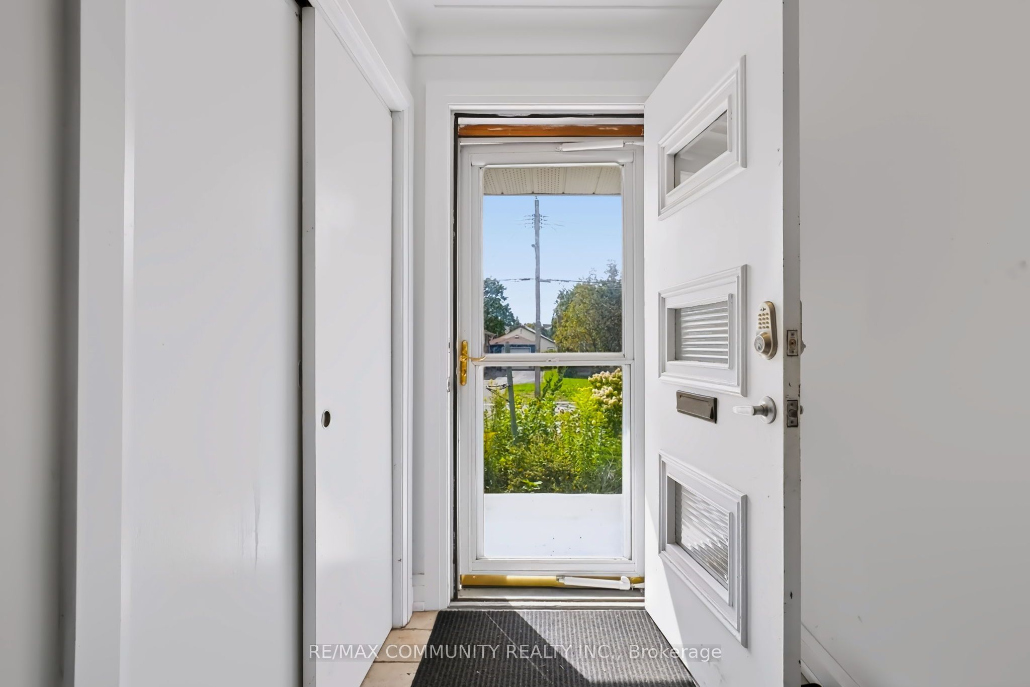 123 Rollins Drive, Belleville 2