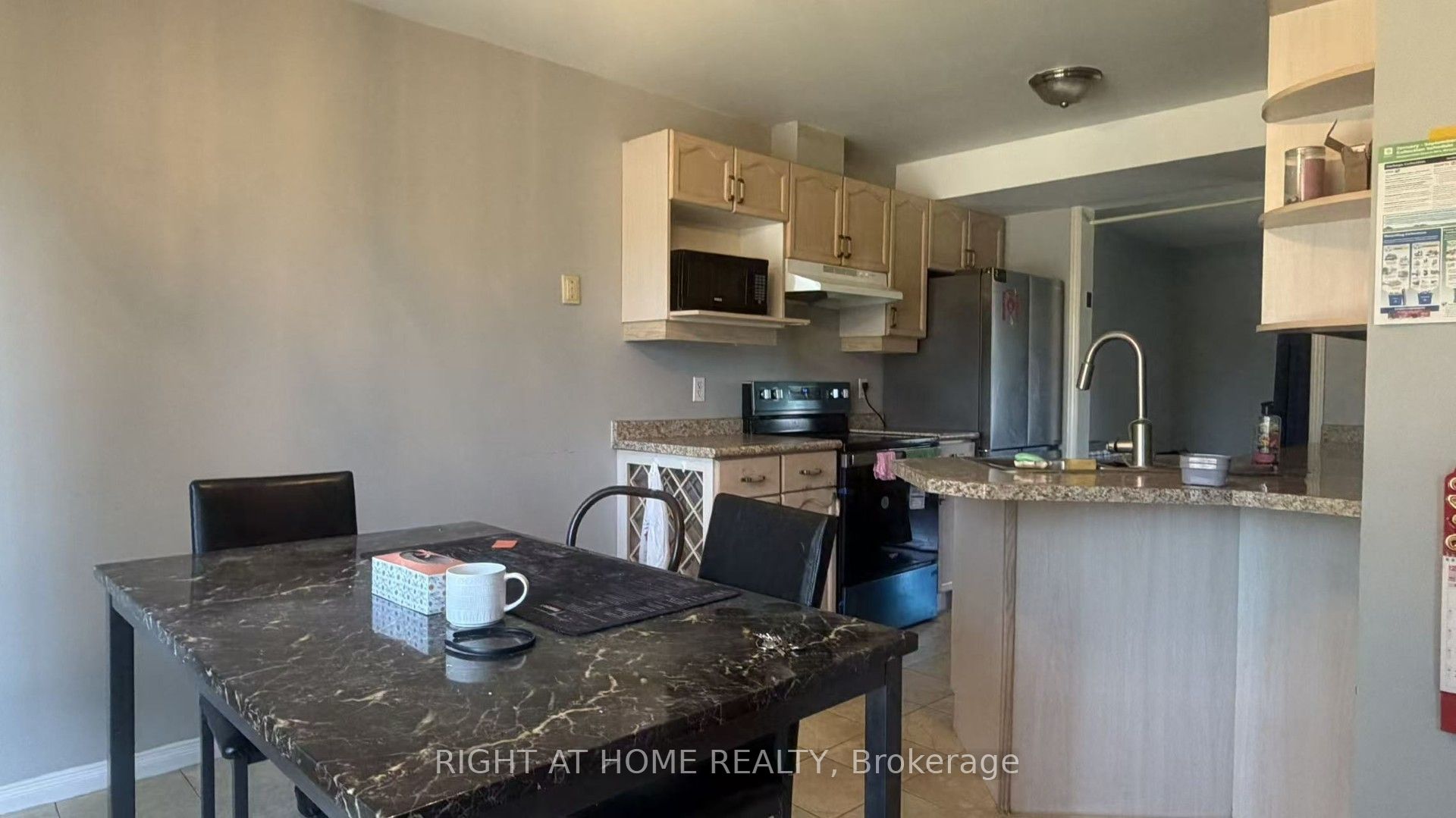 271 Fleming Drive, London 2