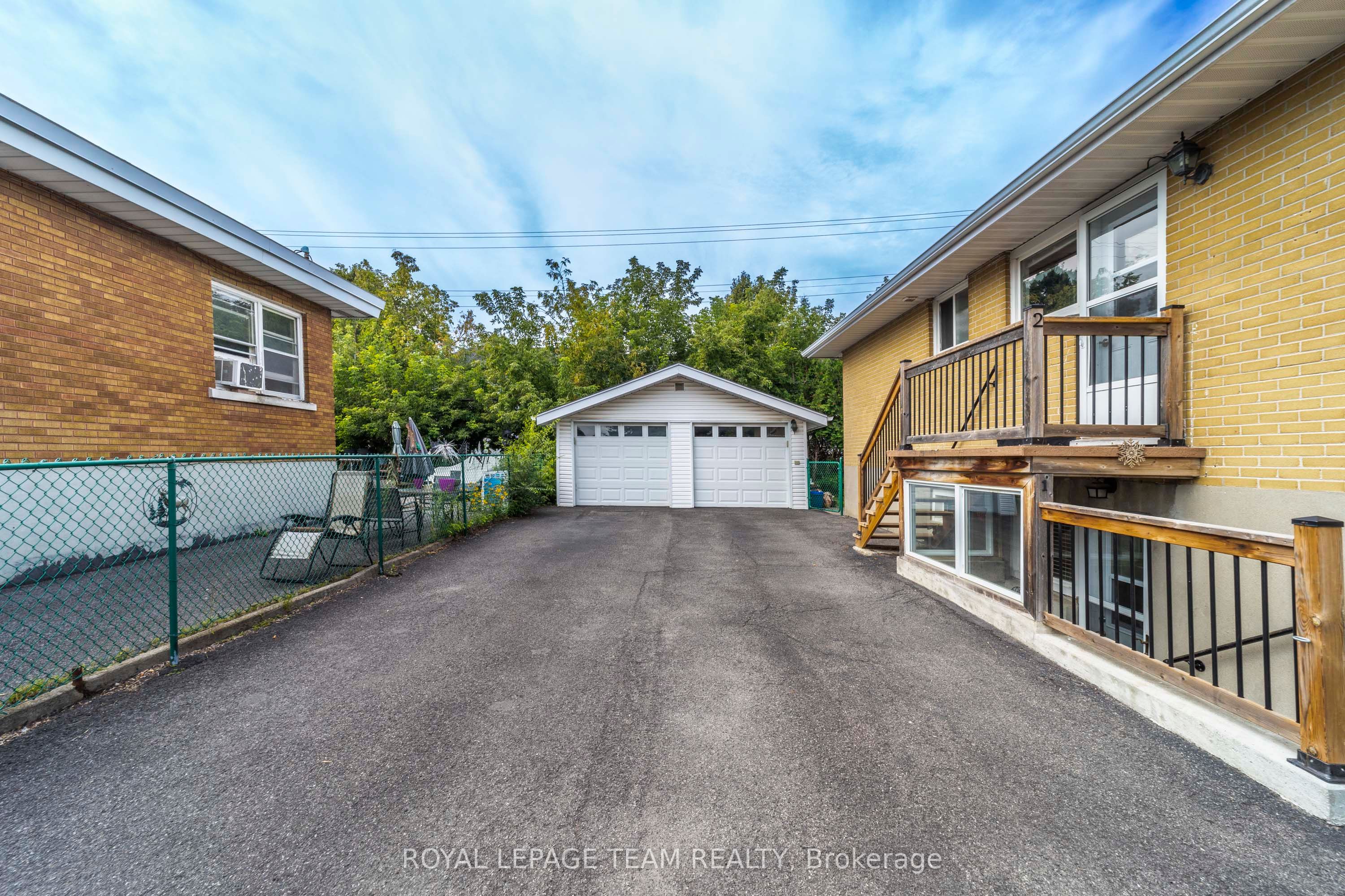 Unit 1 - 676 Borthwick Avenue, Ottawa 3