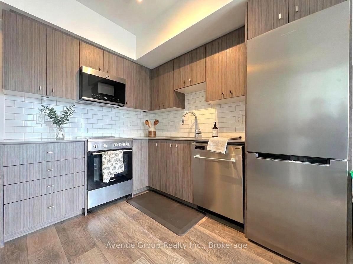 Unit 808 - 15 Wellington Street S, Kitchener 4