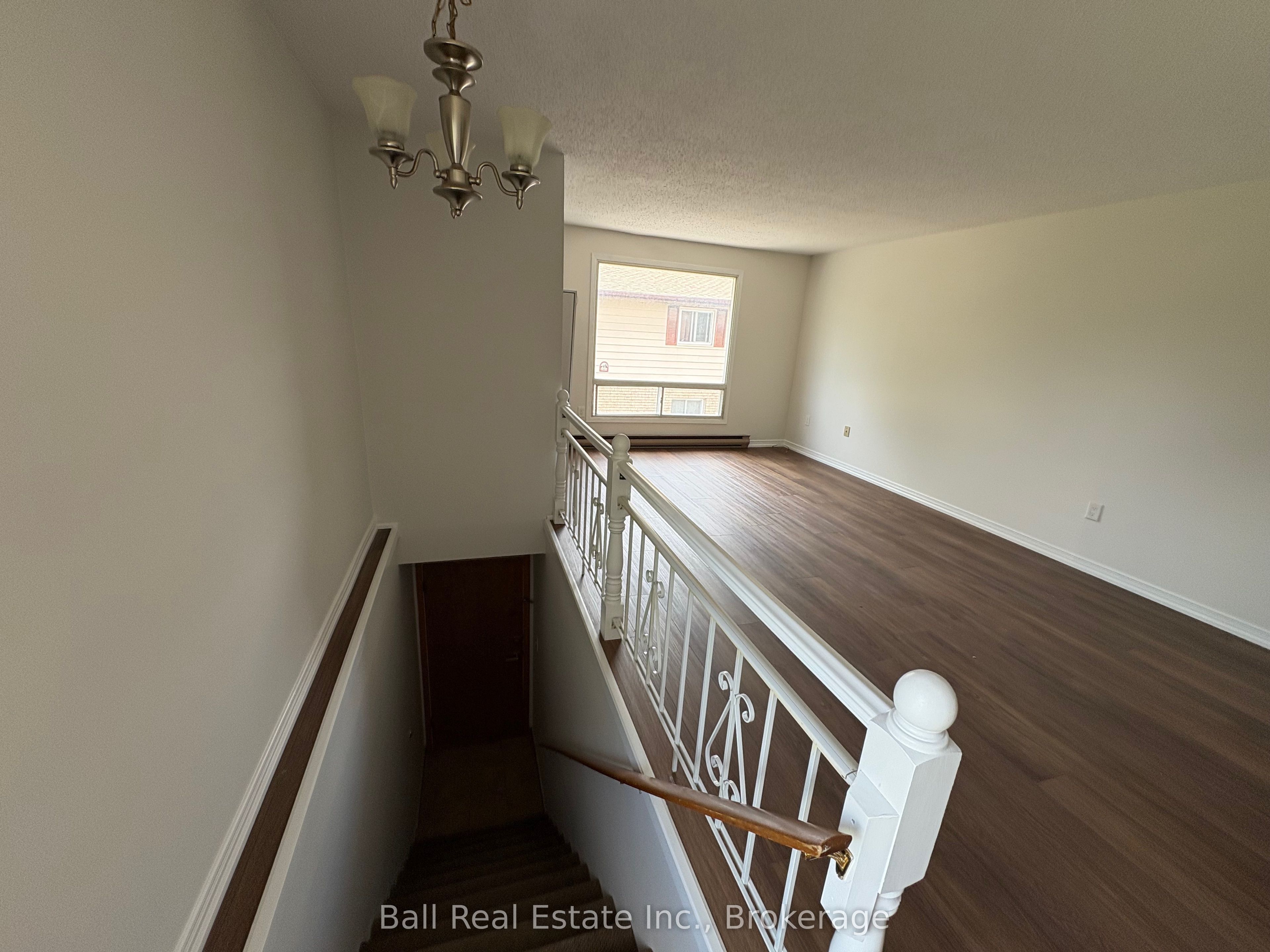 Unit 2 - 48 Anne Street, Kawartha Lakes 5