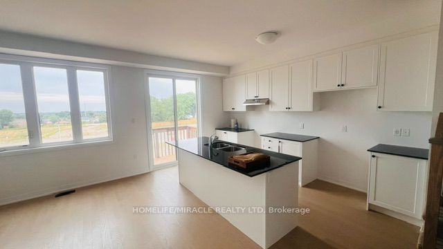 441 jack wilford Way S, Woodstock 3