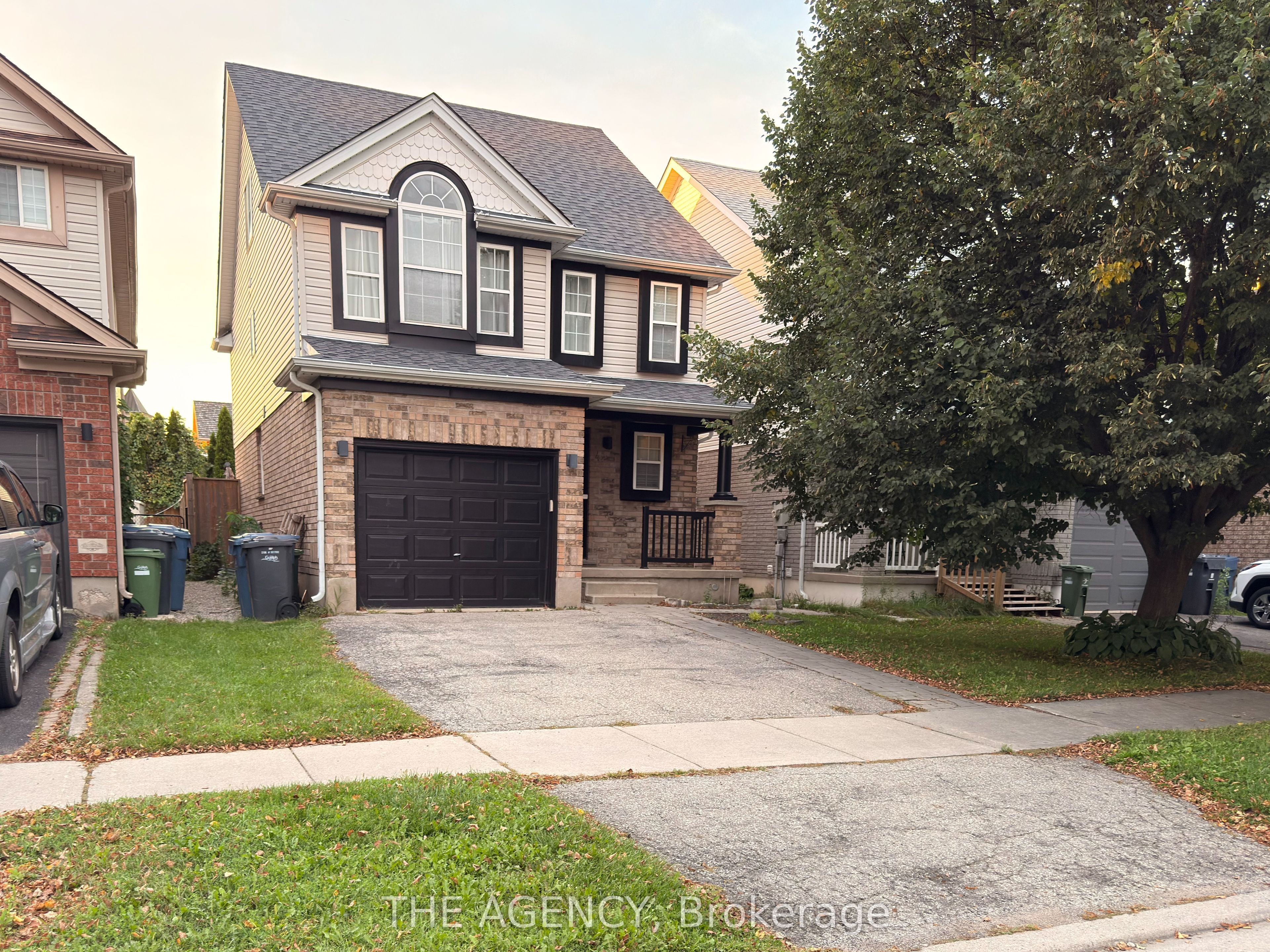 4 Porter Drive, Guelph 3