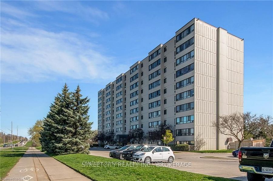 Unit 804 - 1600 Adelaide Street N, London 2