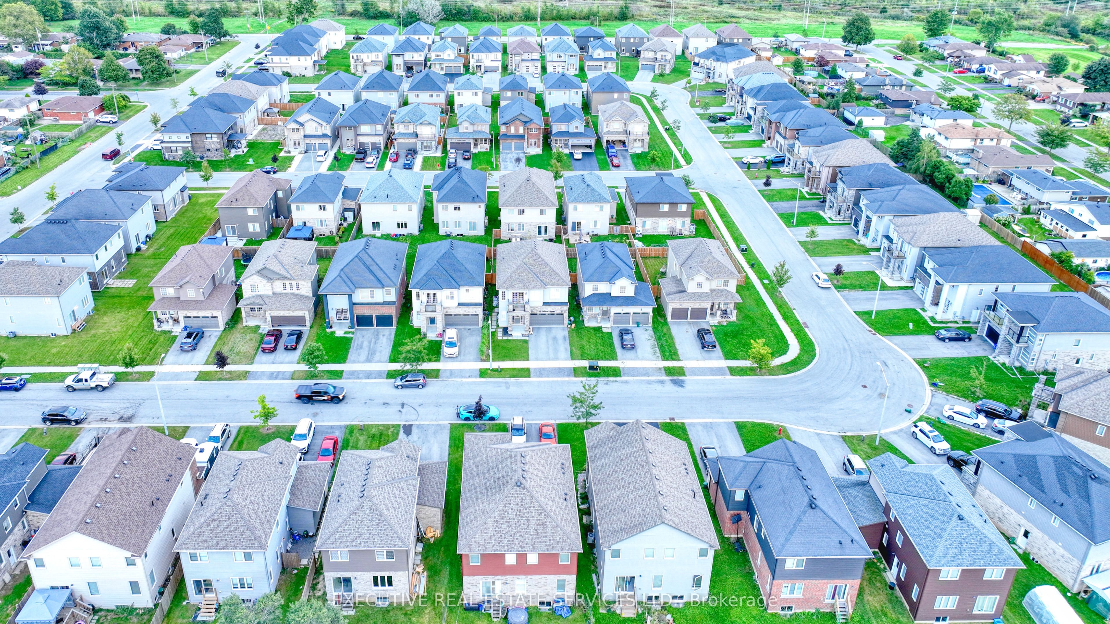 Unit Upper - 57 Bethune Avenue, Welland 3