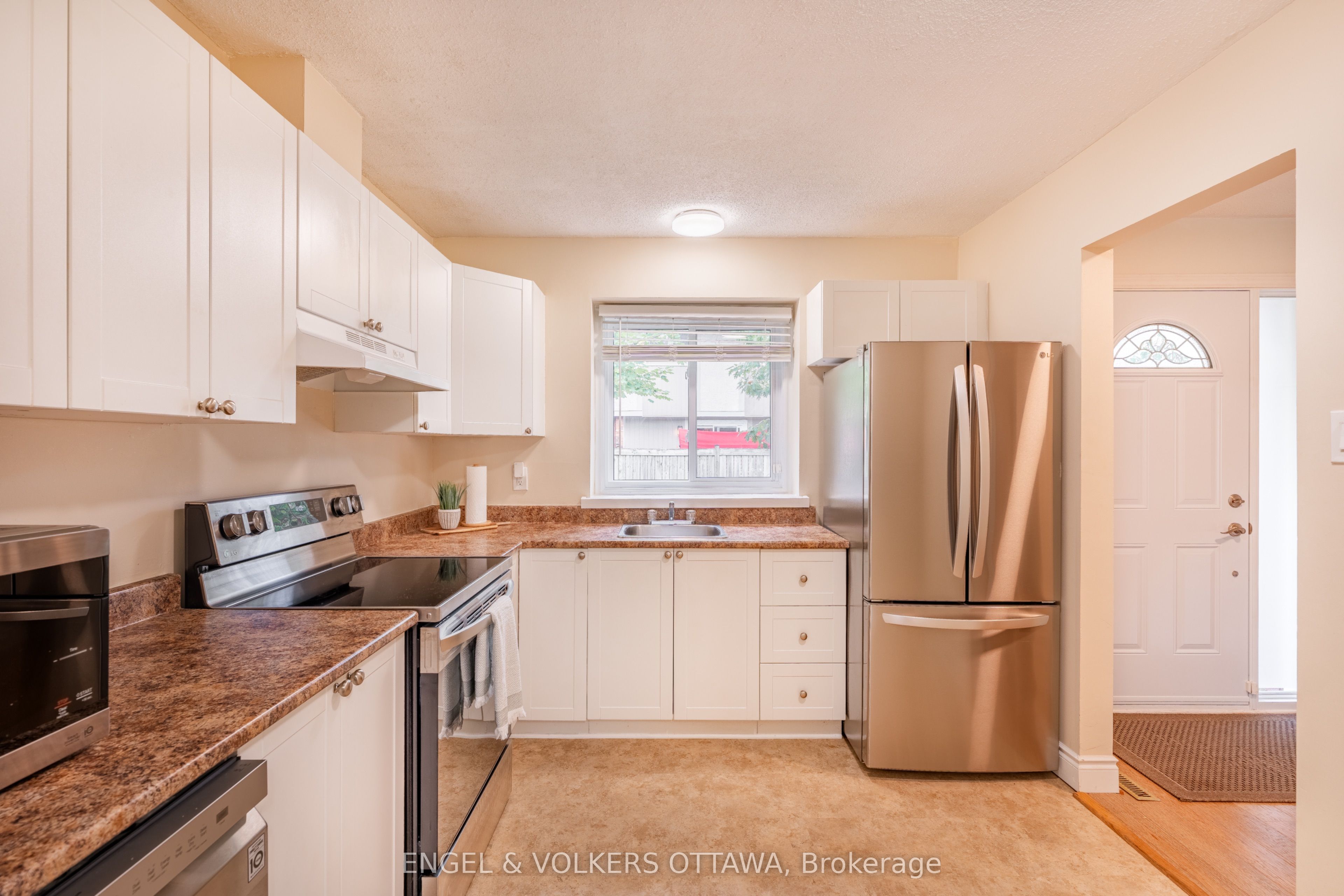 Unit E - 451 Moodie Drive, Nepean 5