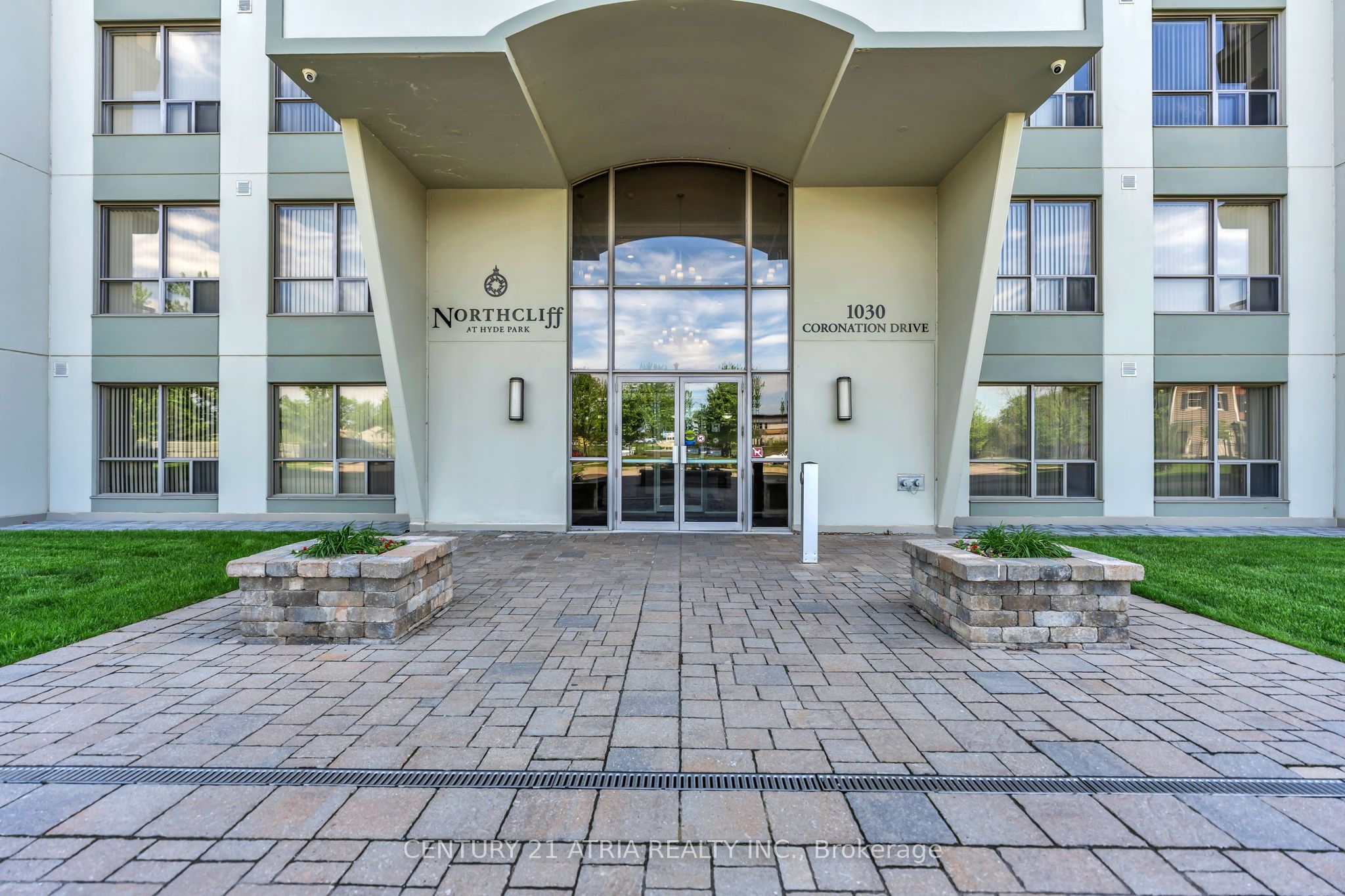 Unit 1014 - 1030 Coronation Drive, London 4