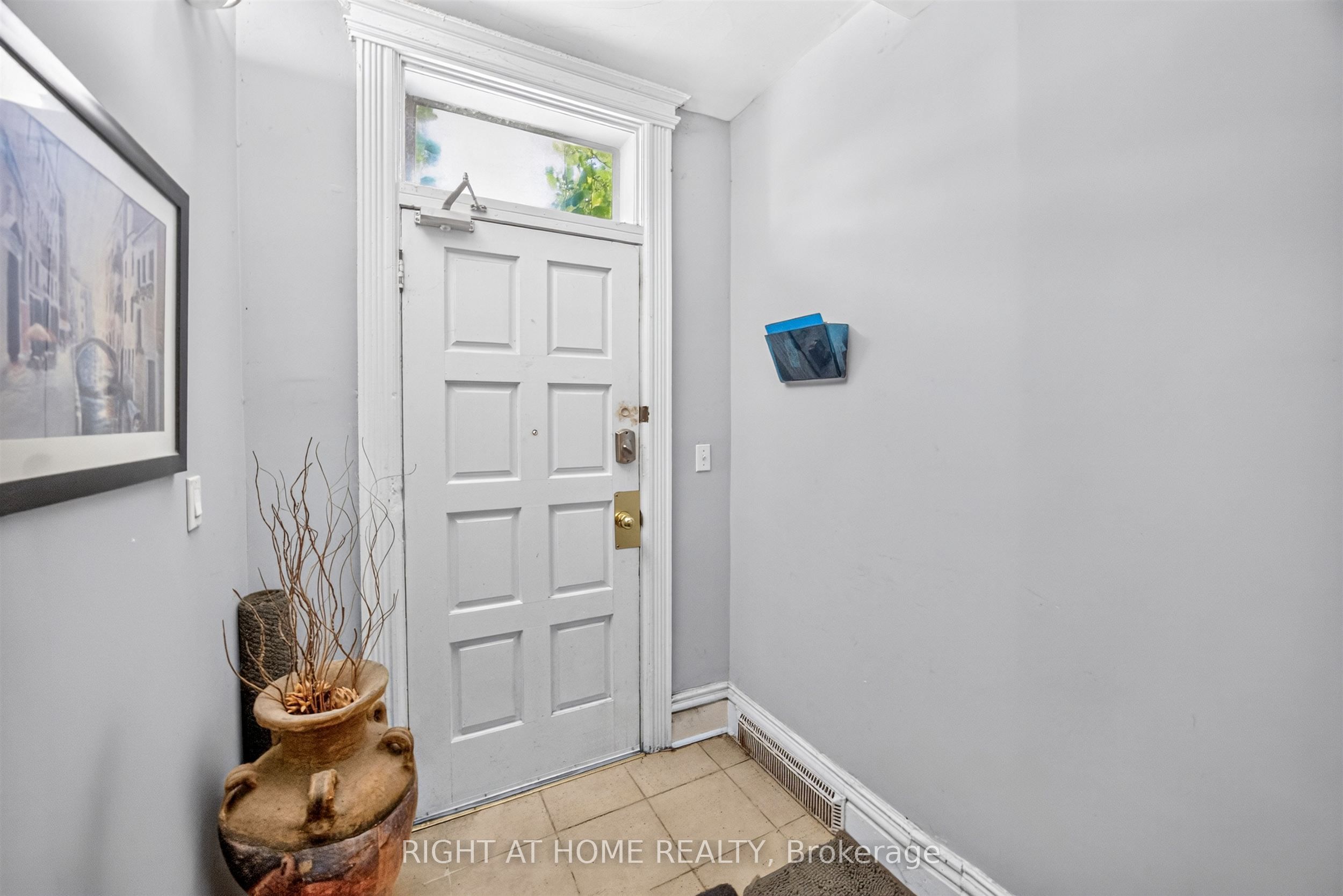 Unit 1 - 24 Locke Street S, Hamilton 5