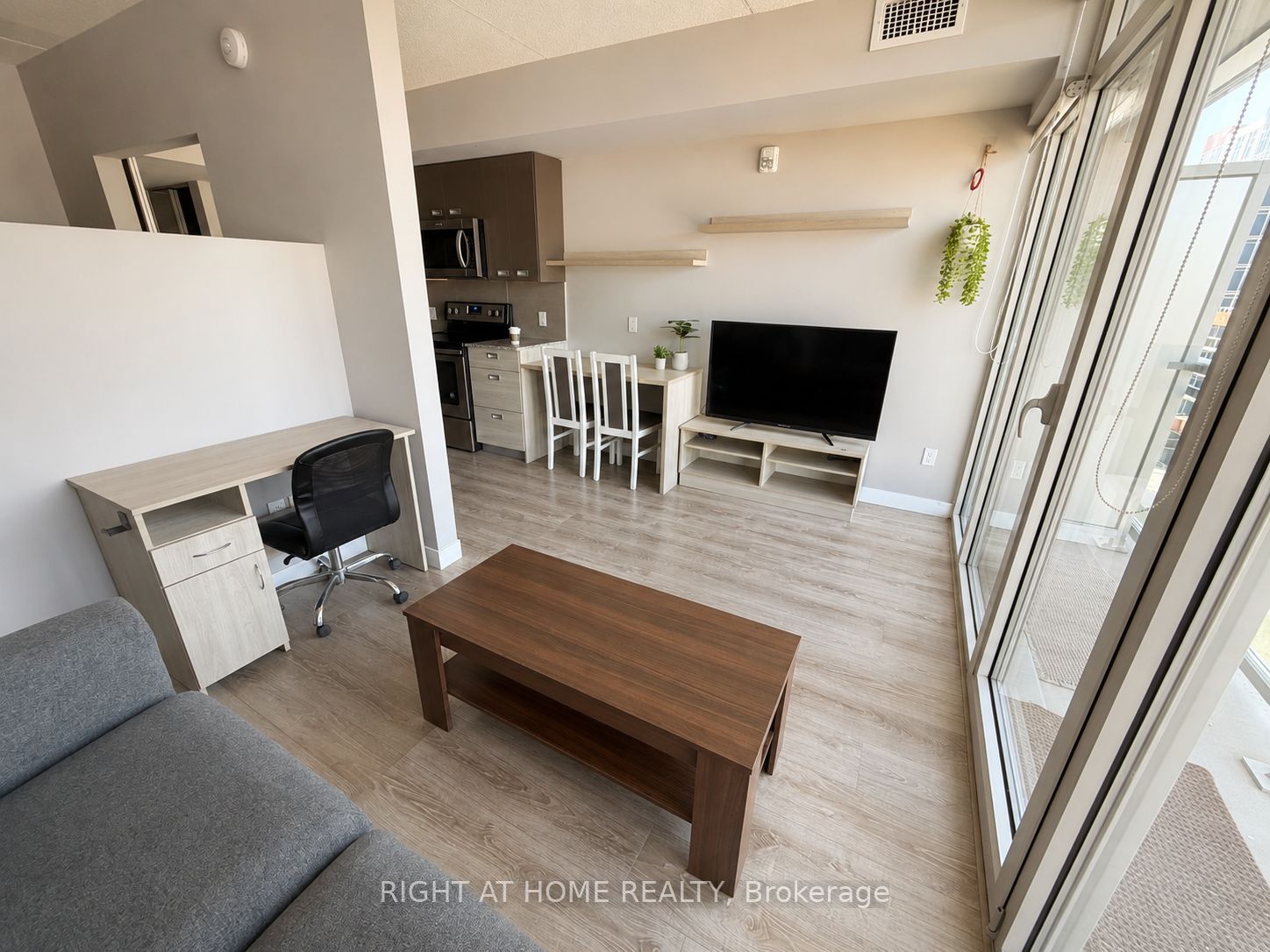 Unit 713 - 250 Albert Street, Waterloo 5
