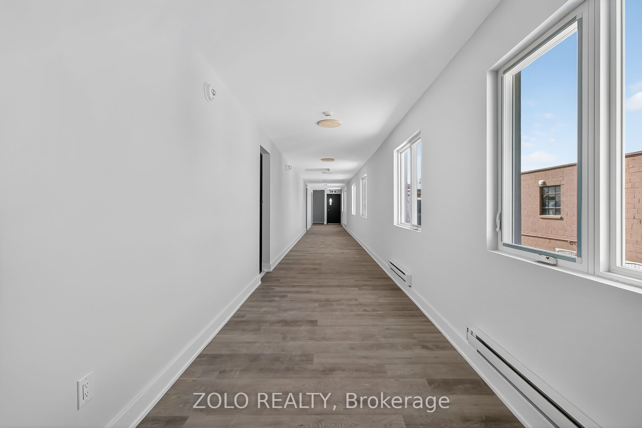 Unit Unit 5 - 206 Wellington Street, Chatham-Kent 3