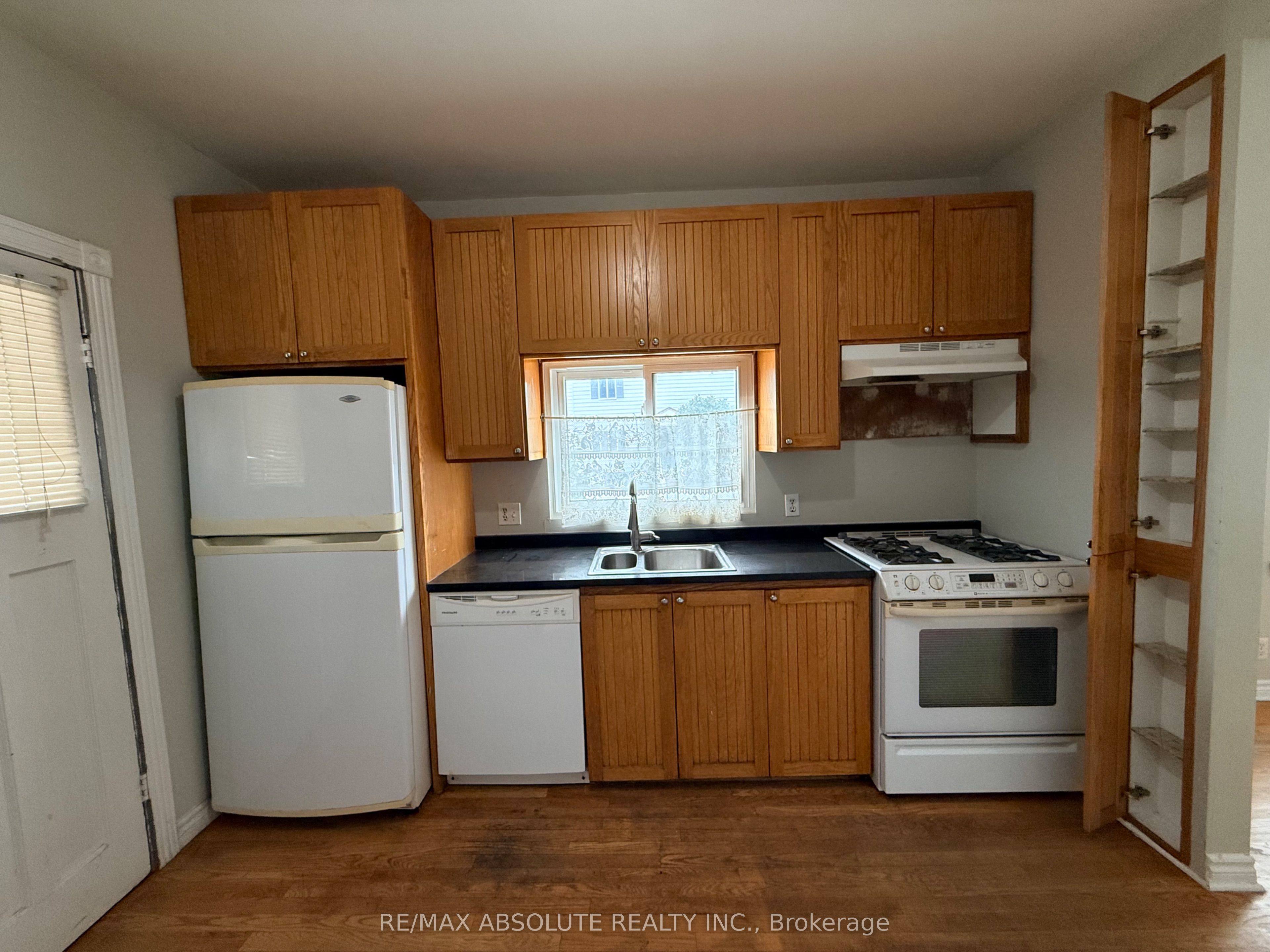 222 Ste Monique Street, Ottawa 5