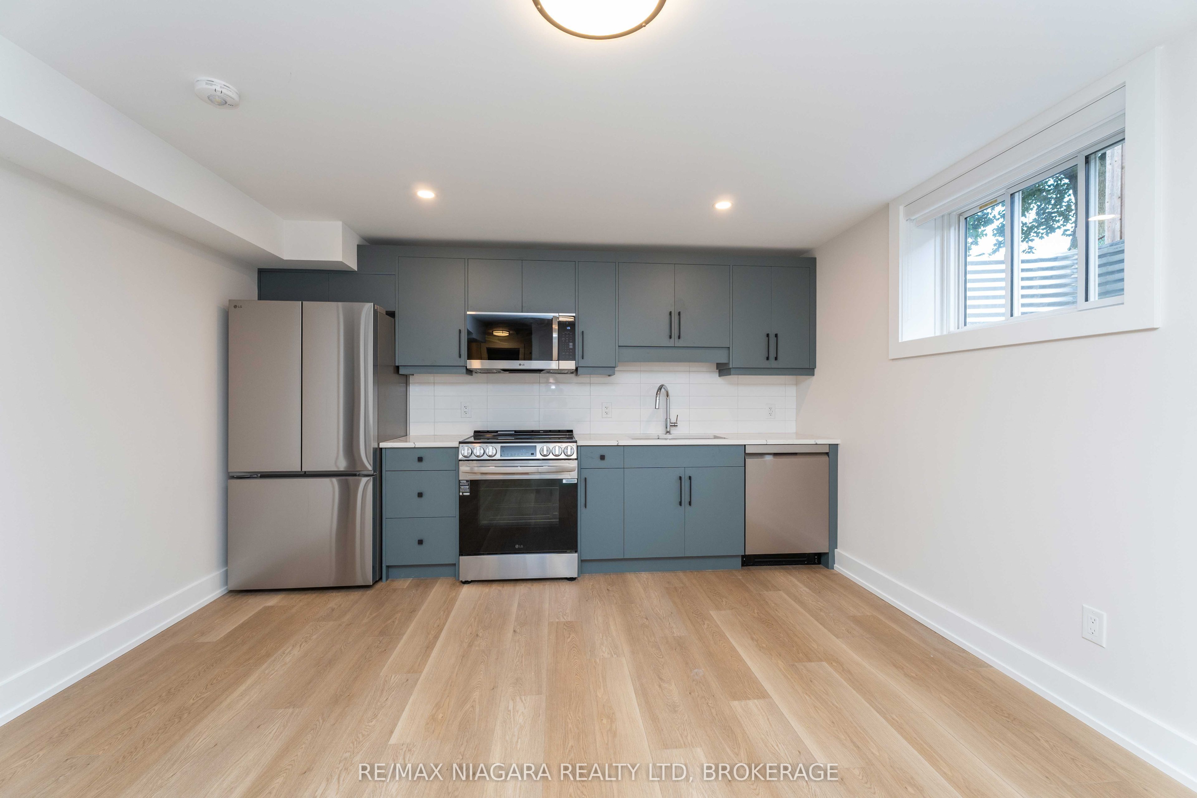 Unit B - 37 Buchanan Road, St. Catharines 3