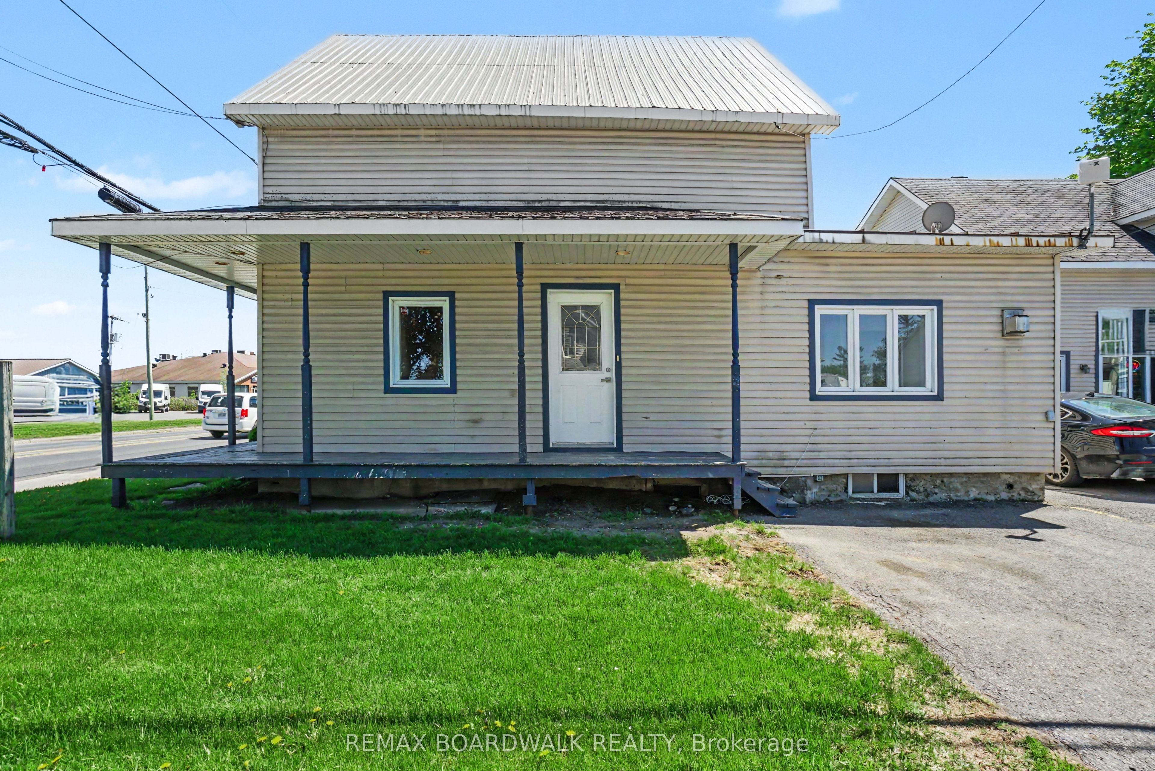 683 Principale Street, Casselman 2