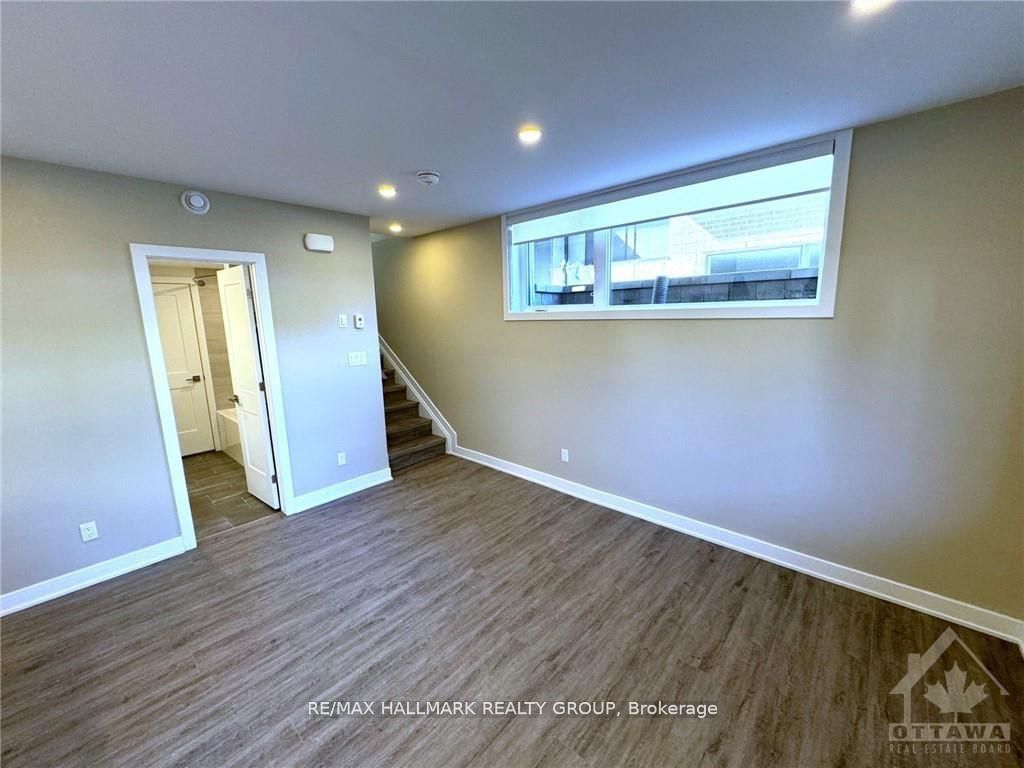 Unit B - 316 Mona Avenue, Ottawa 3