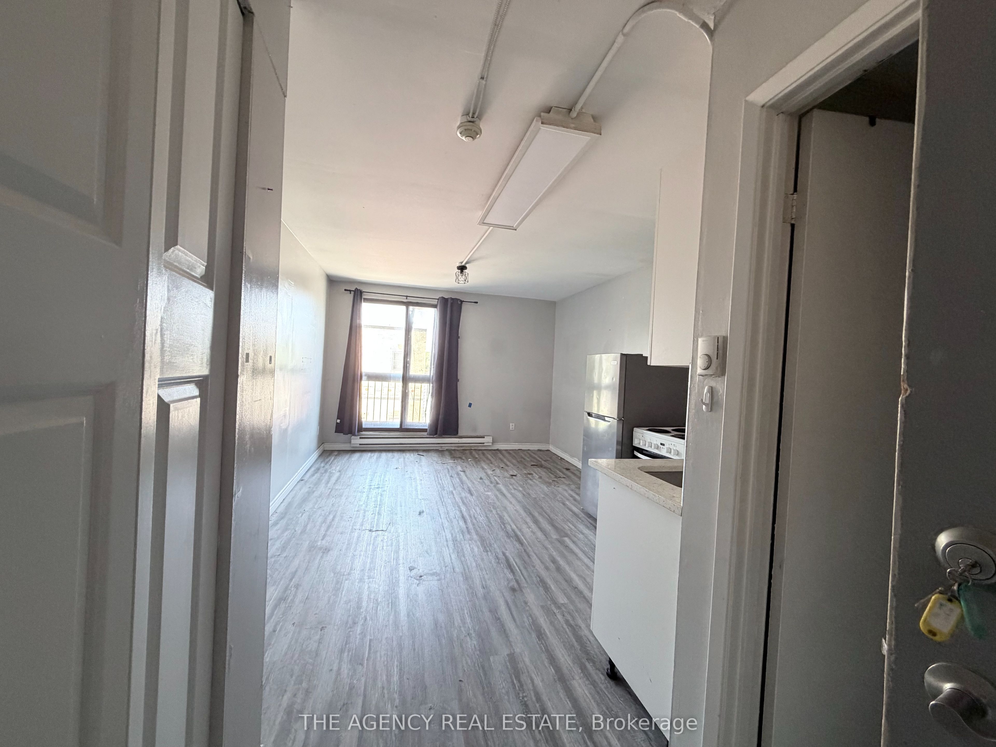 Unit 306 - 91 Thames Street S, Ingersoll 2