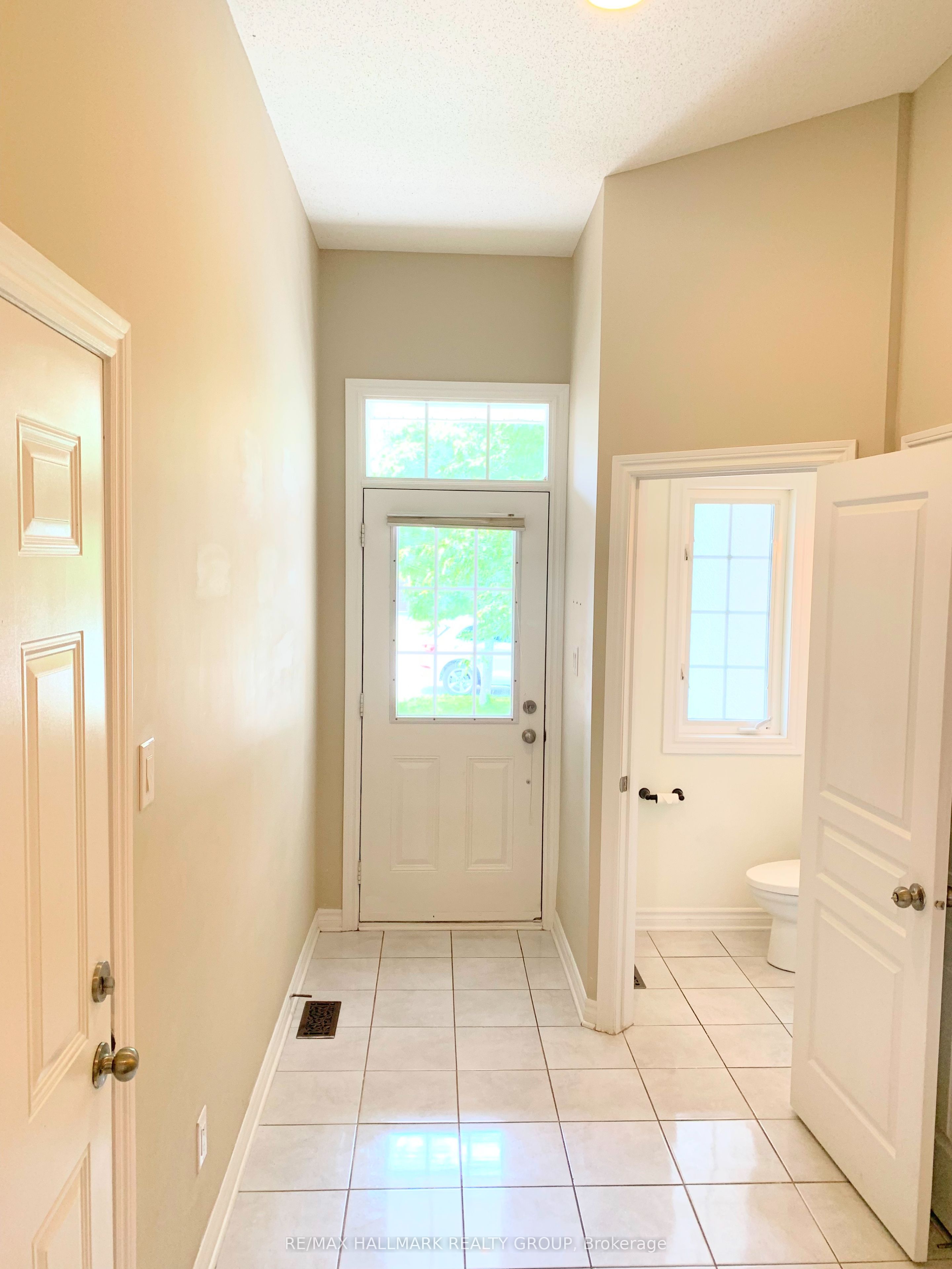 469 Foxhall Way, Kanata 3