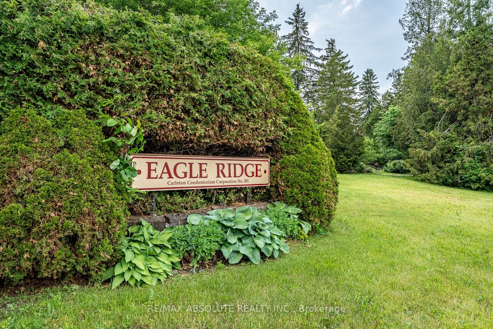 206 Stratas Court, Kanata 2
