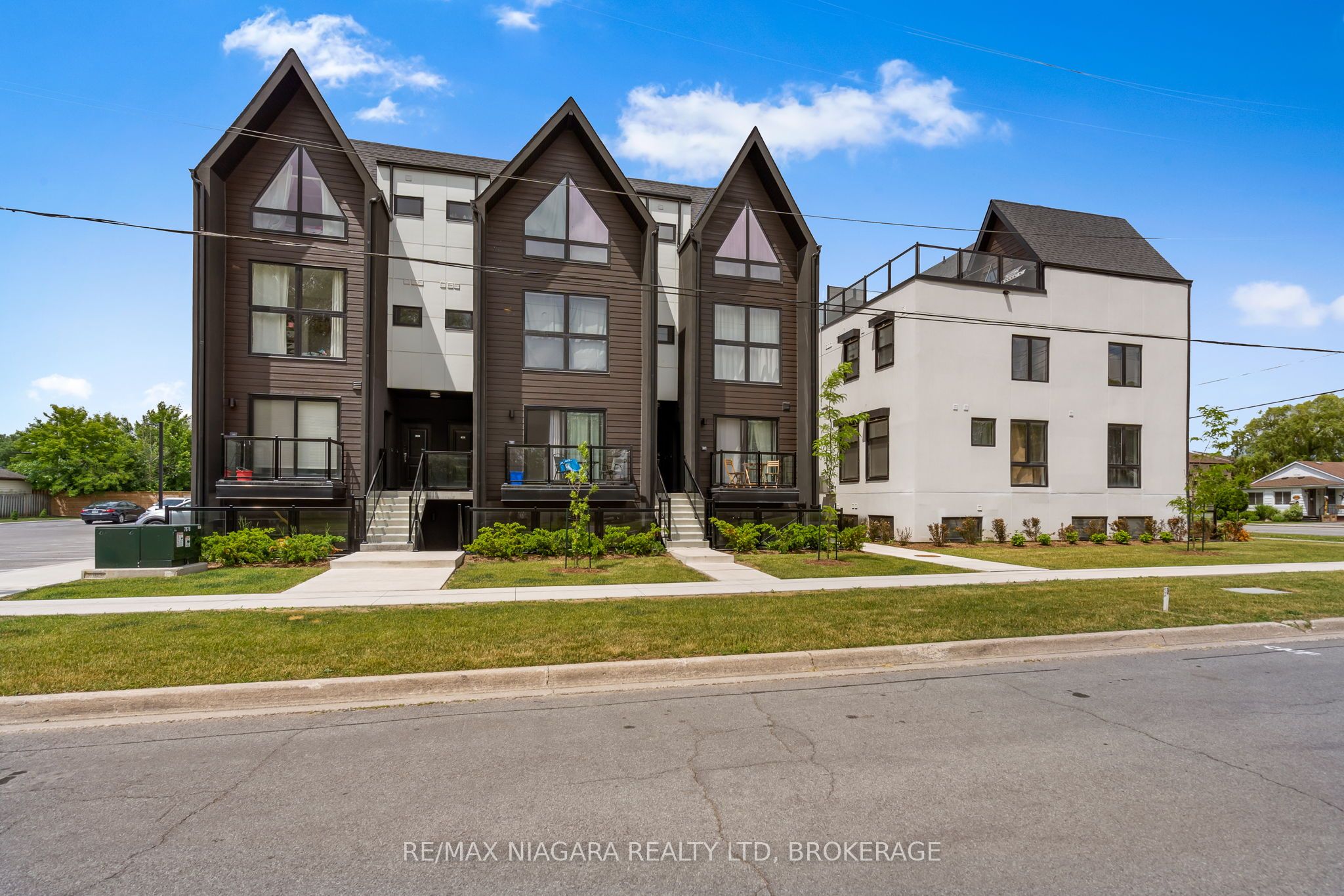 Unit 209 - 7277 Wilson Crescent, Niagara Falls 3