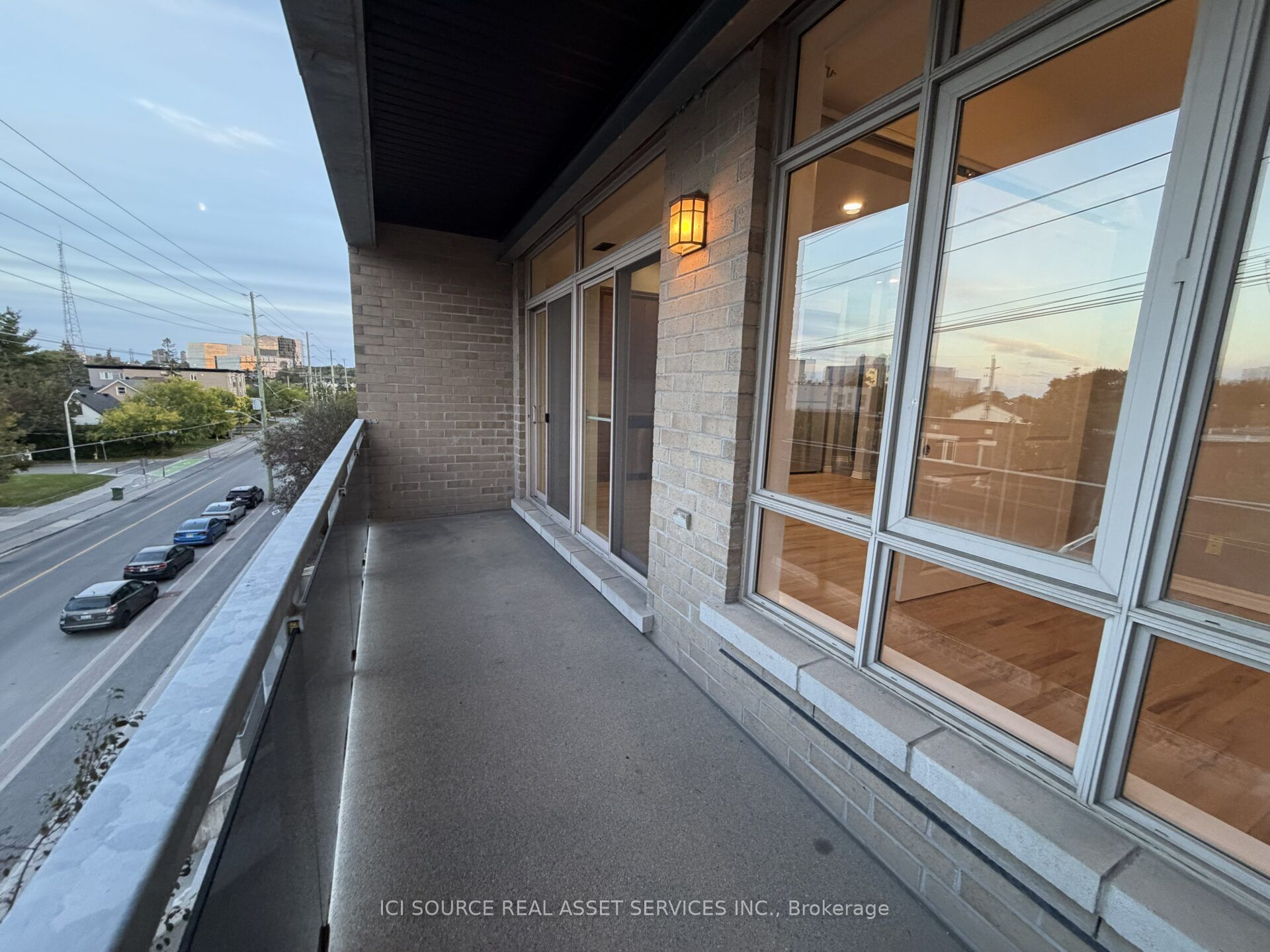 Unit 301 - 682 Churchill Avenue N, Ottawa 3