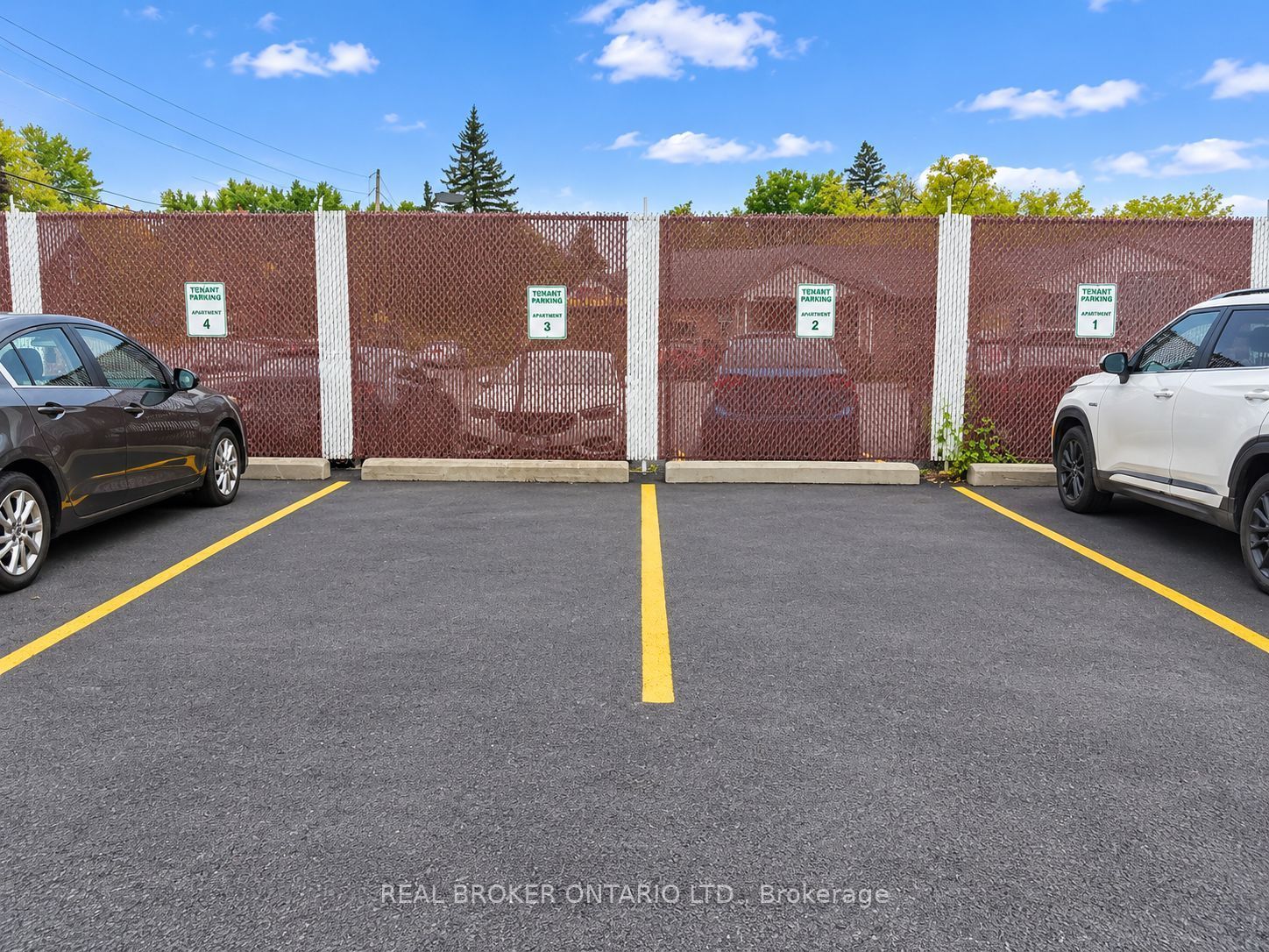 Unit 2 - 6610 Fourth Line Road, Rideau 3
