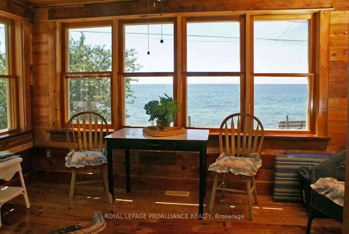 20 West Street, Prince Edward County 3