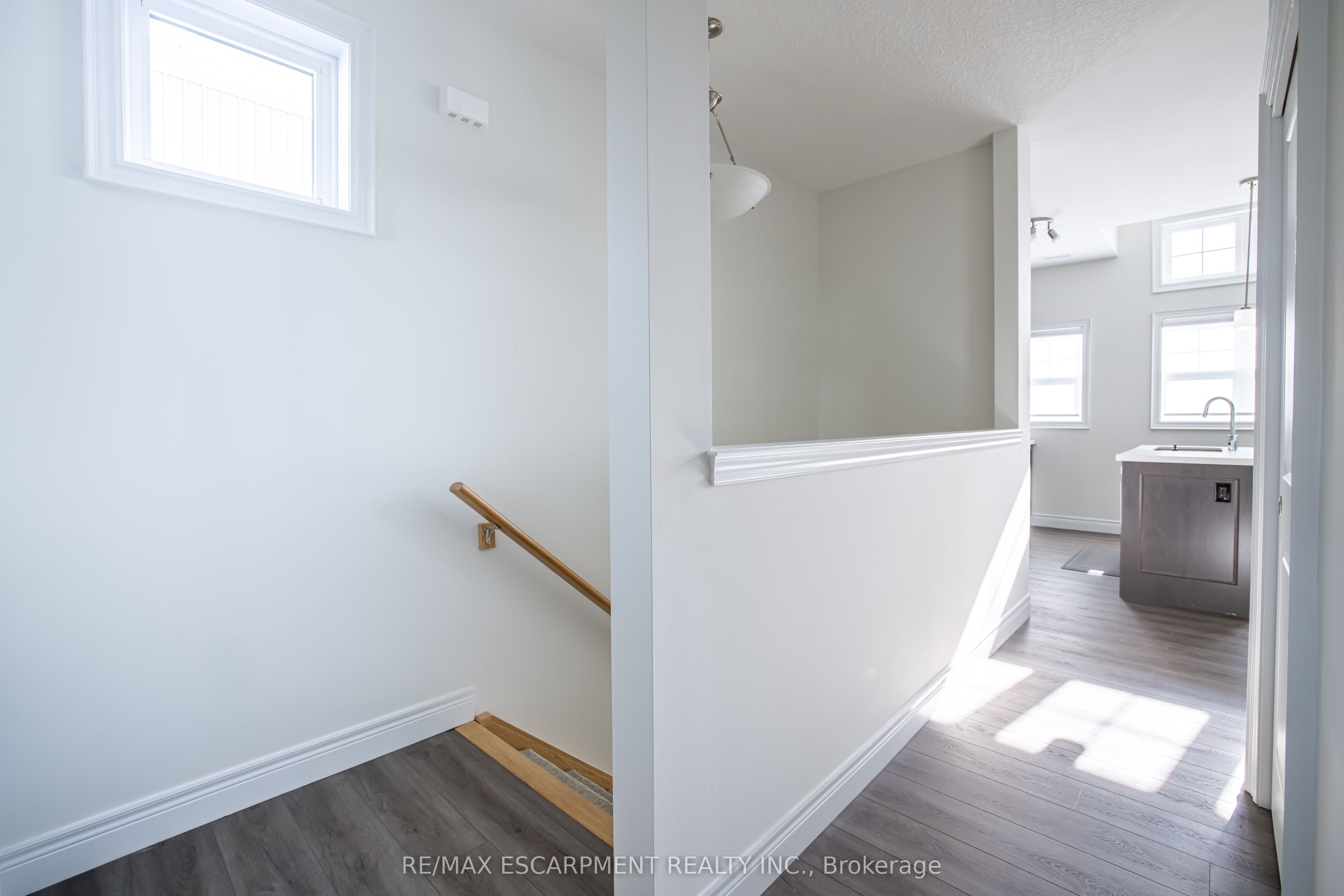 Unit B - 10 Shores Lane, Fort Erie 4