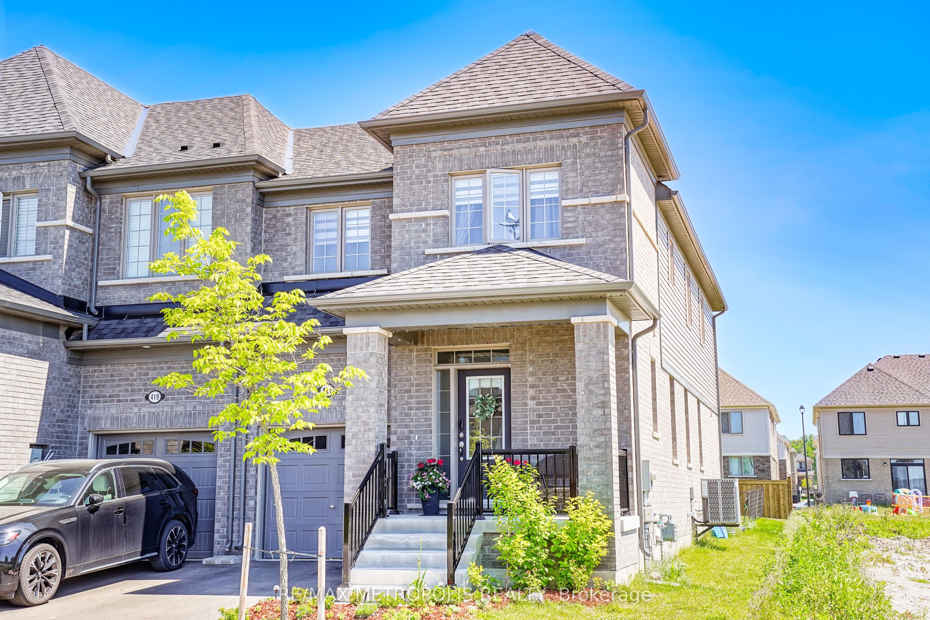 421 TREVOR Street, Cobourg 3