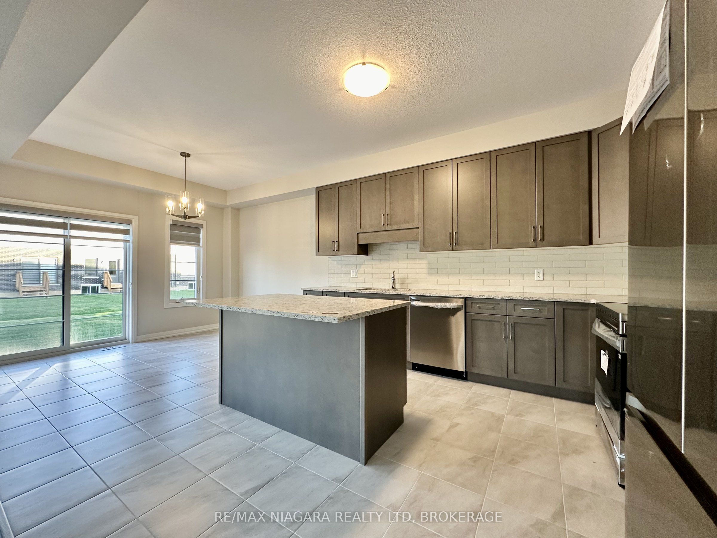 49 Saffron Way, Pelham 5