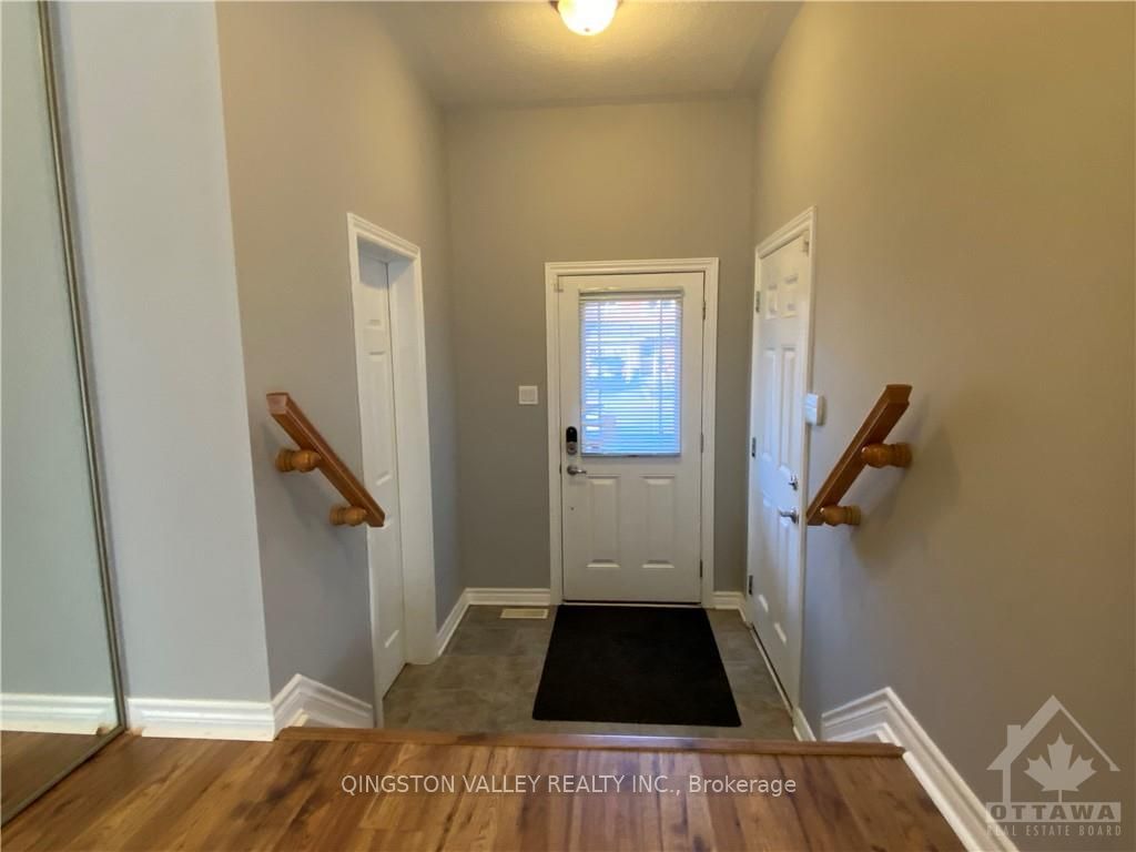 418 GALATINA Way, Kanata 2