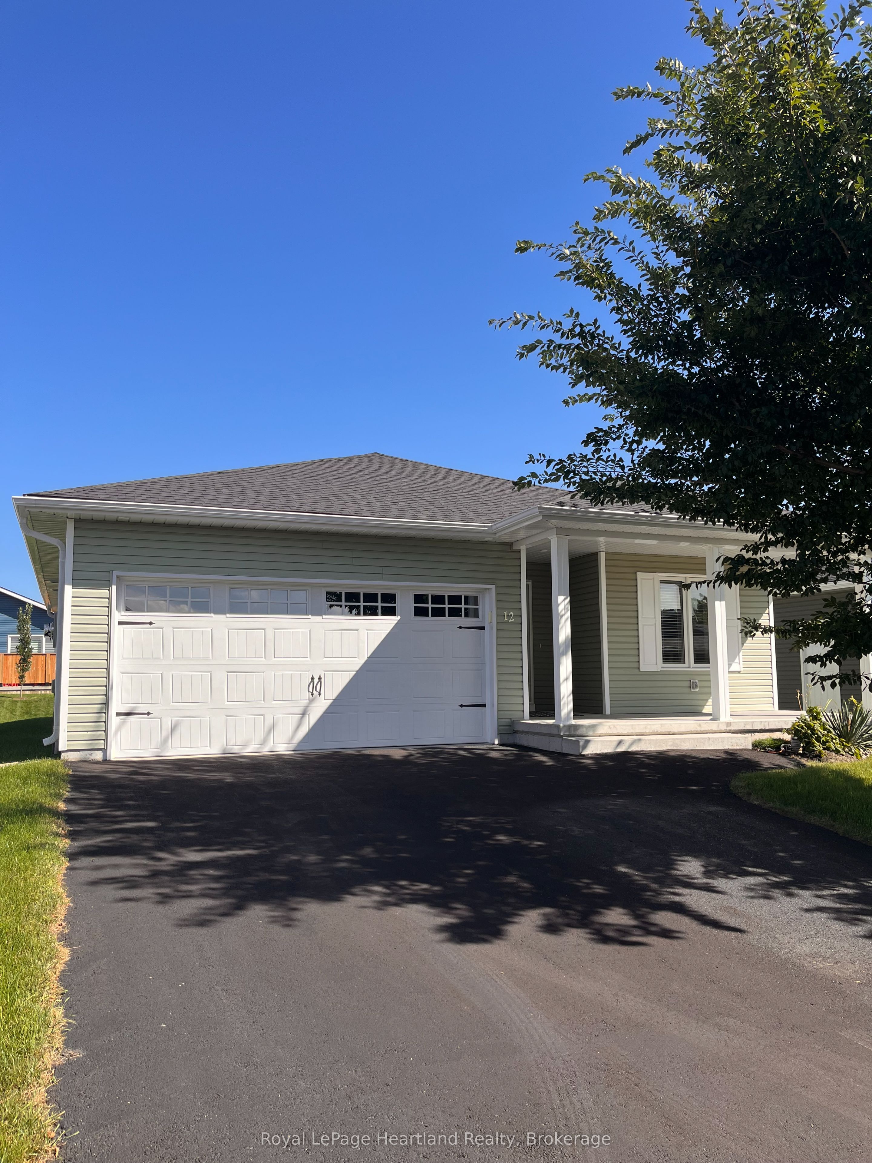 12 Sweetwater Drive S, Goderich 1