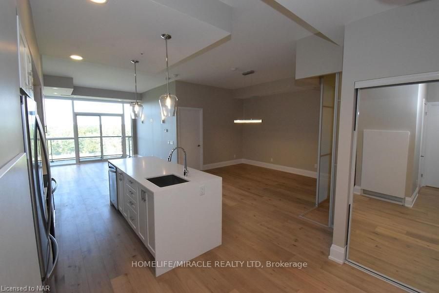 Unit 812 - 7711 Green Vista Gate, Niagara Falls 4