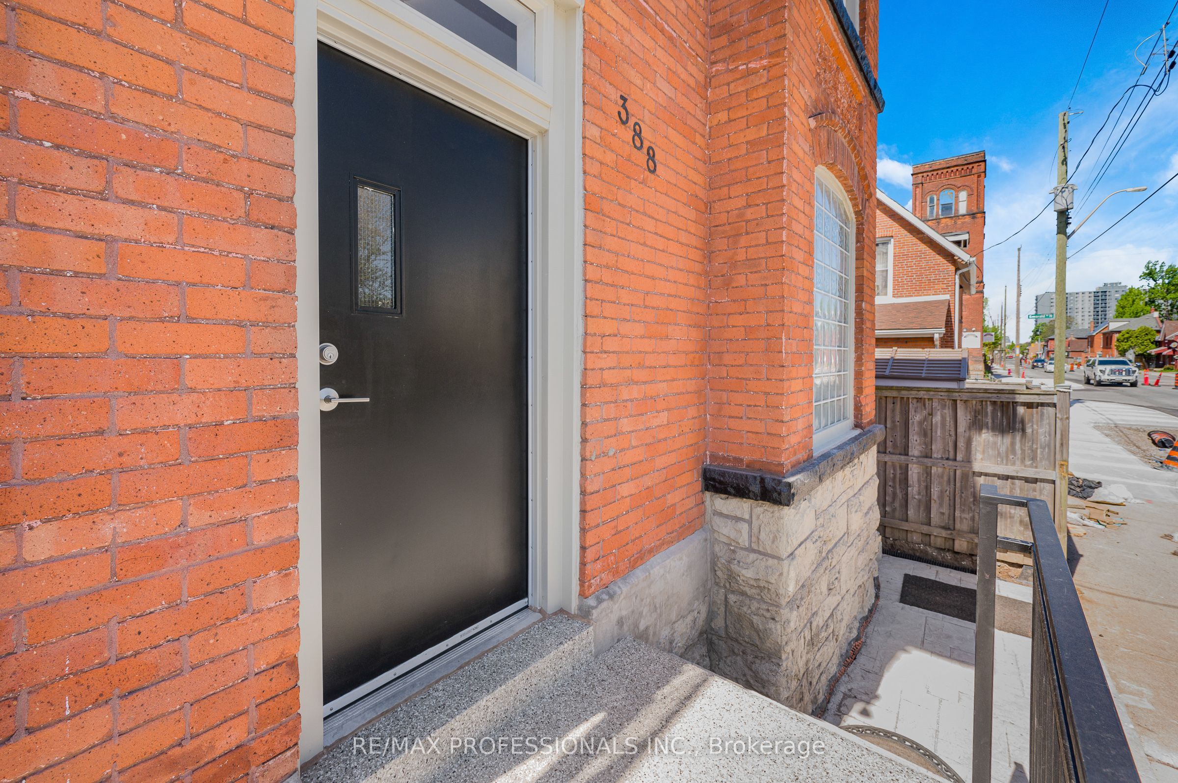 Unit 2 - 388 Wilson Street, Hamilton 3
