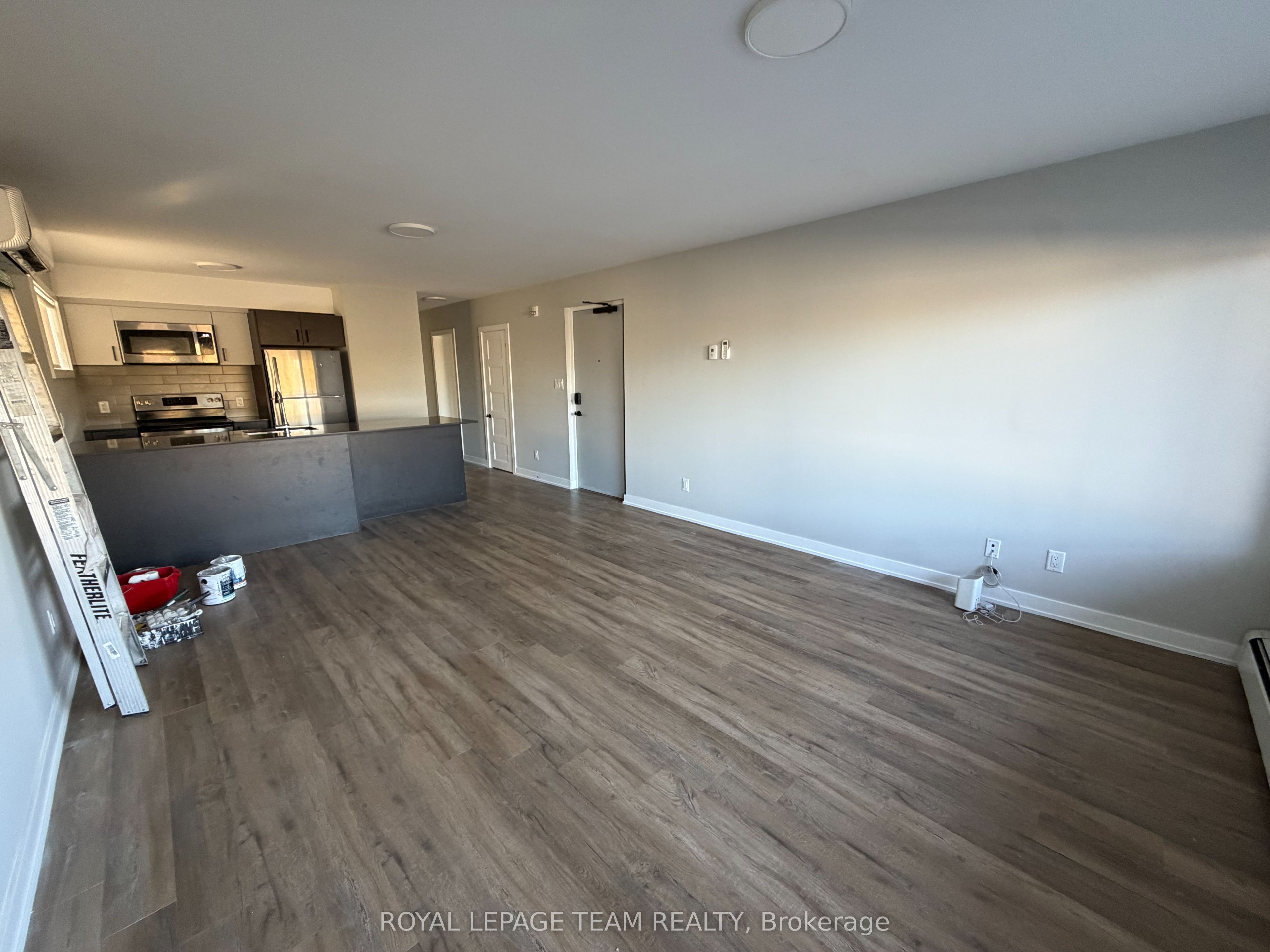Unit 102 - 1305 Summerville Avenue, Ottawa 4
