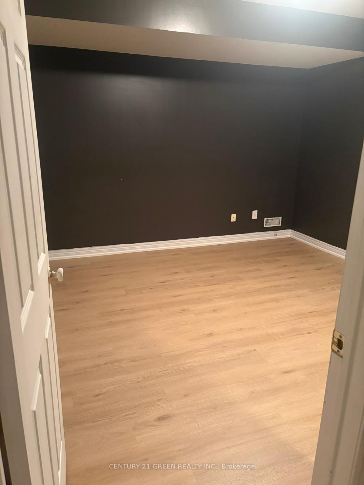 Unit LOWER - 17 JEAN ANDERSON Crescent, Guelph 3