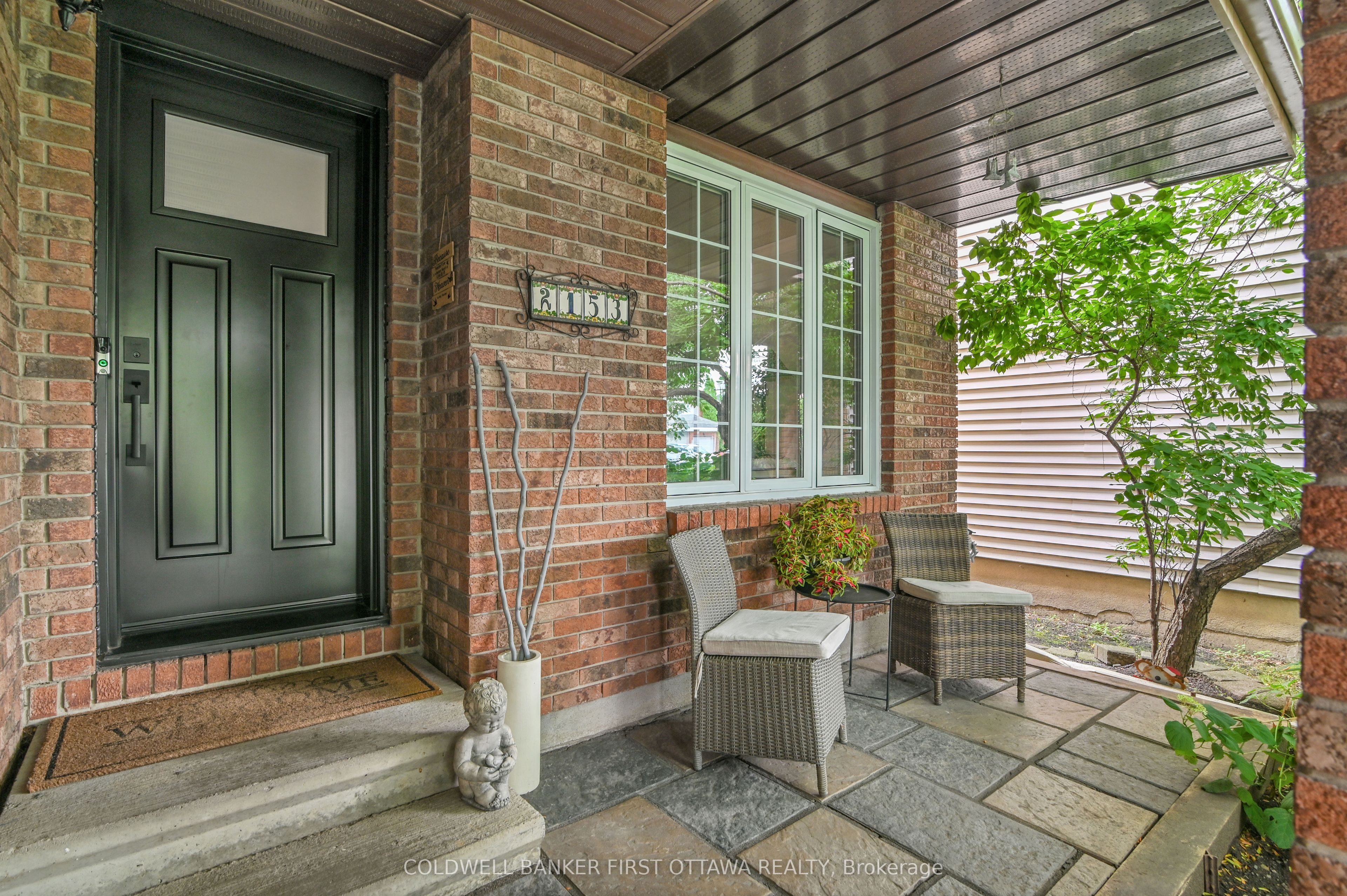 2153 East Acres Road, Orleans-Gloucester 3