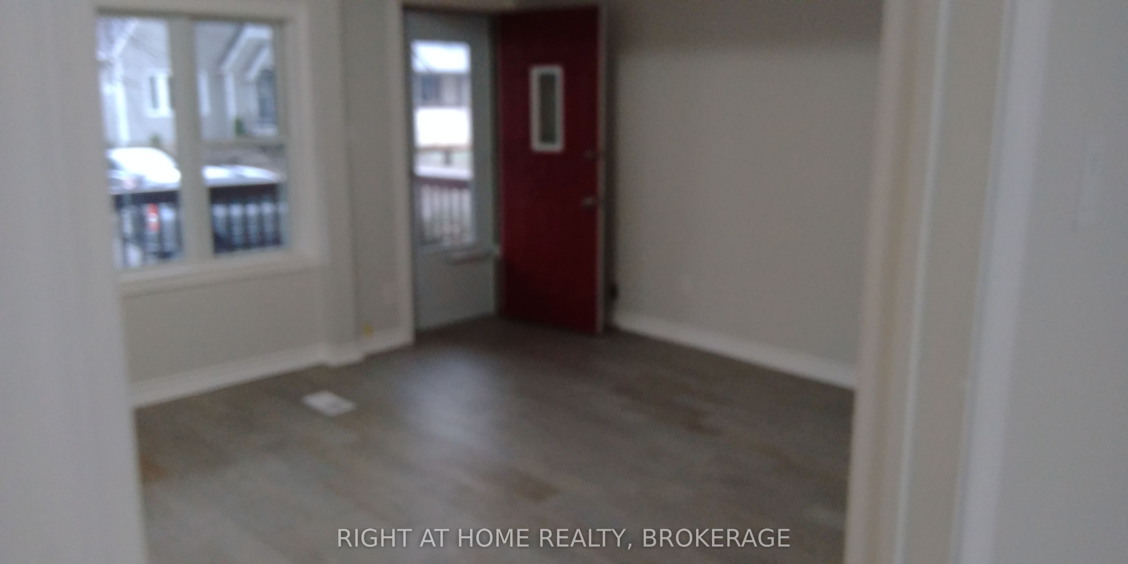 Unit Main - 34 Junkin Street, St. Catharines 5