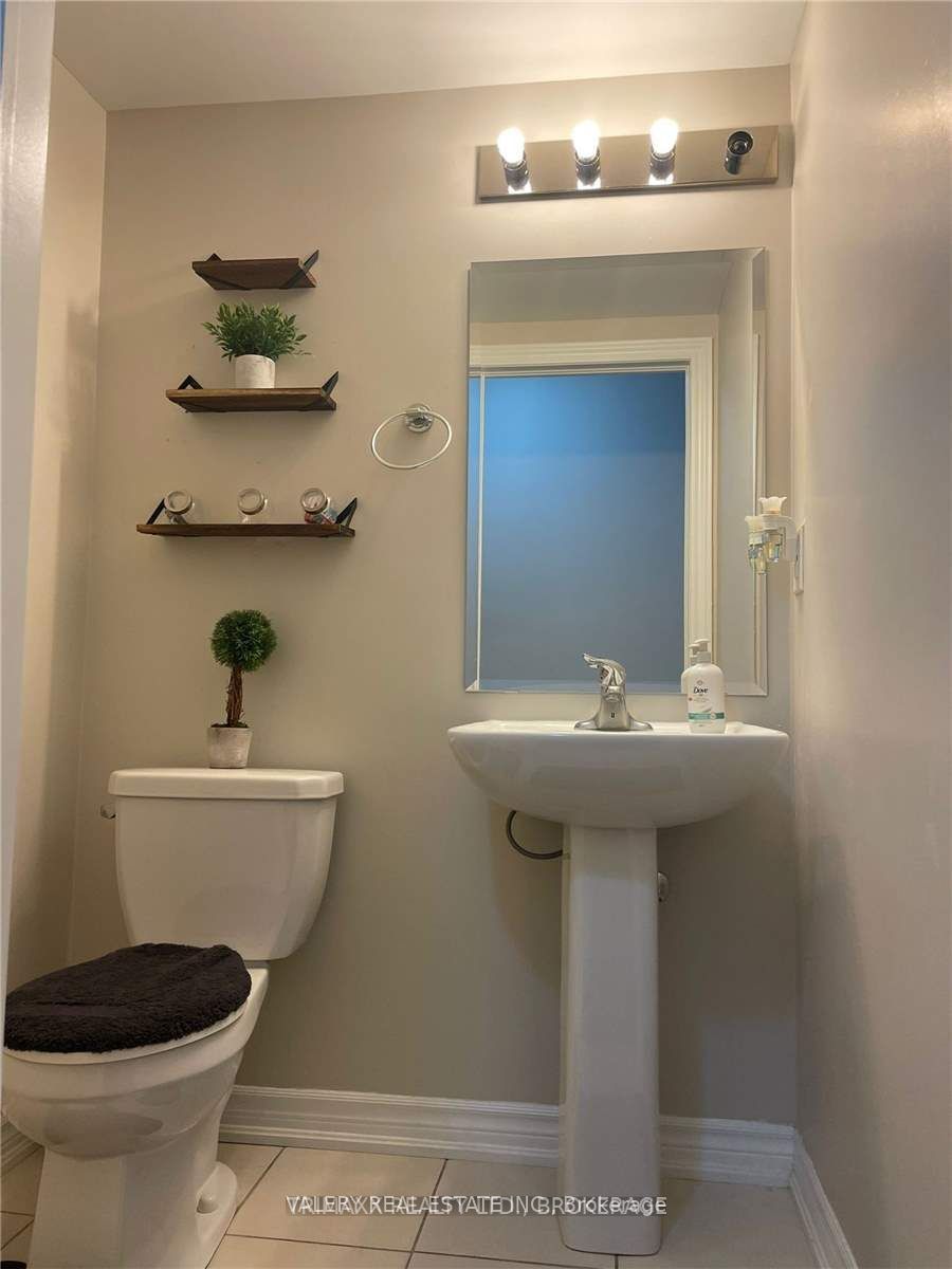 Unit 4 - 701 Homer Watson Boulevard, Waterloo 5