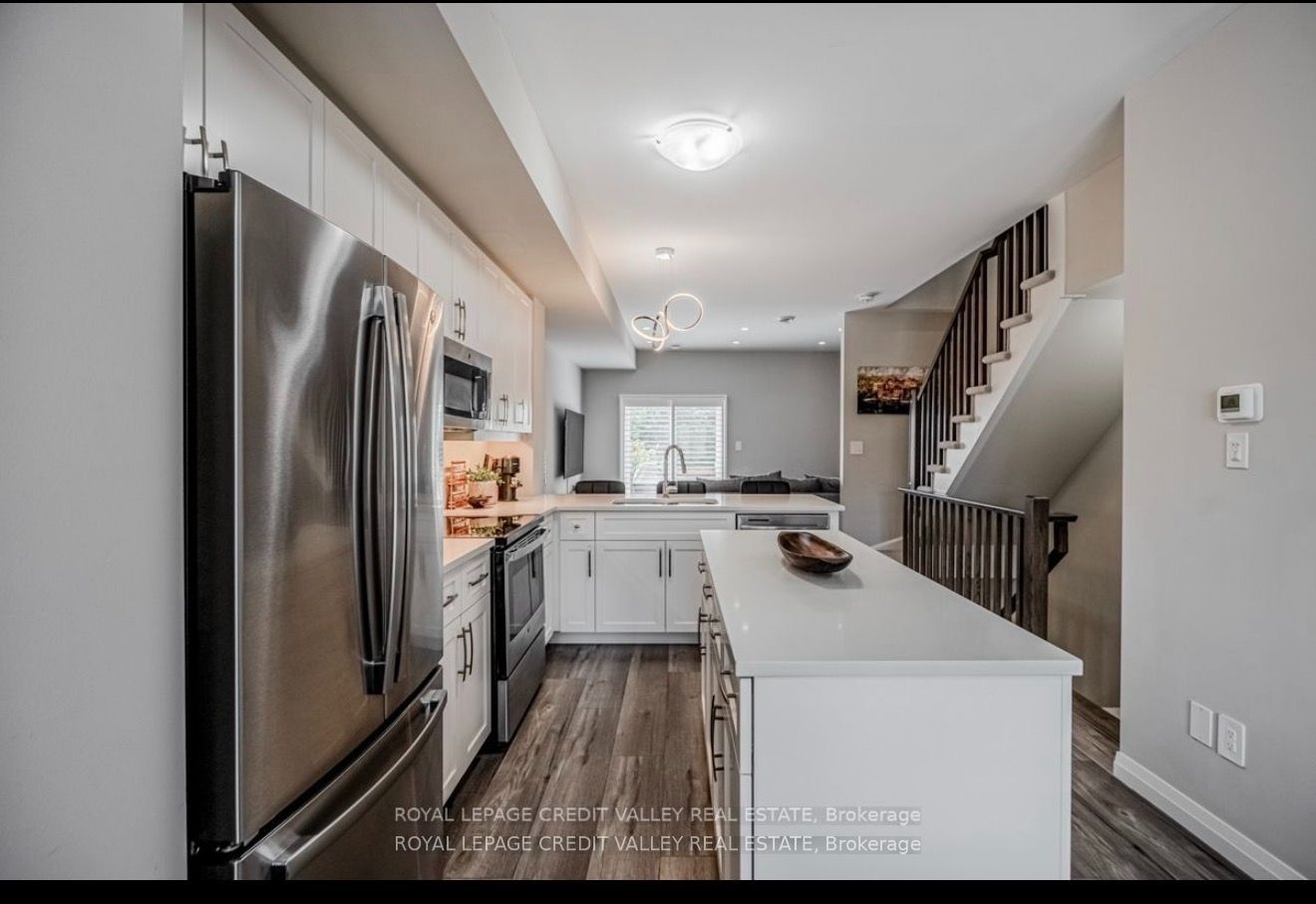 Unit 31 - 720 Grey Street, Brantford 3