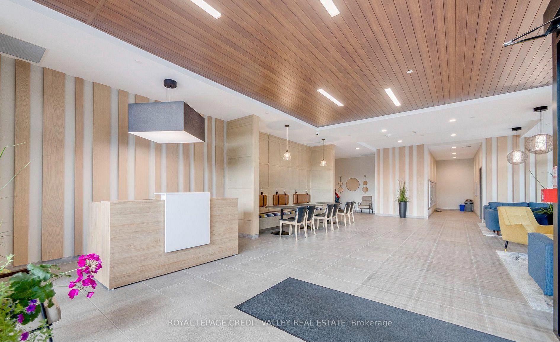 Unit 408 - 108 Garment Street, Kitchener 2