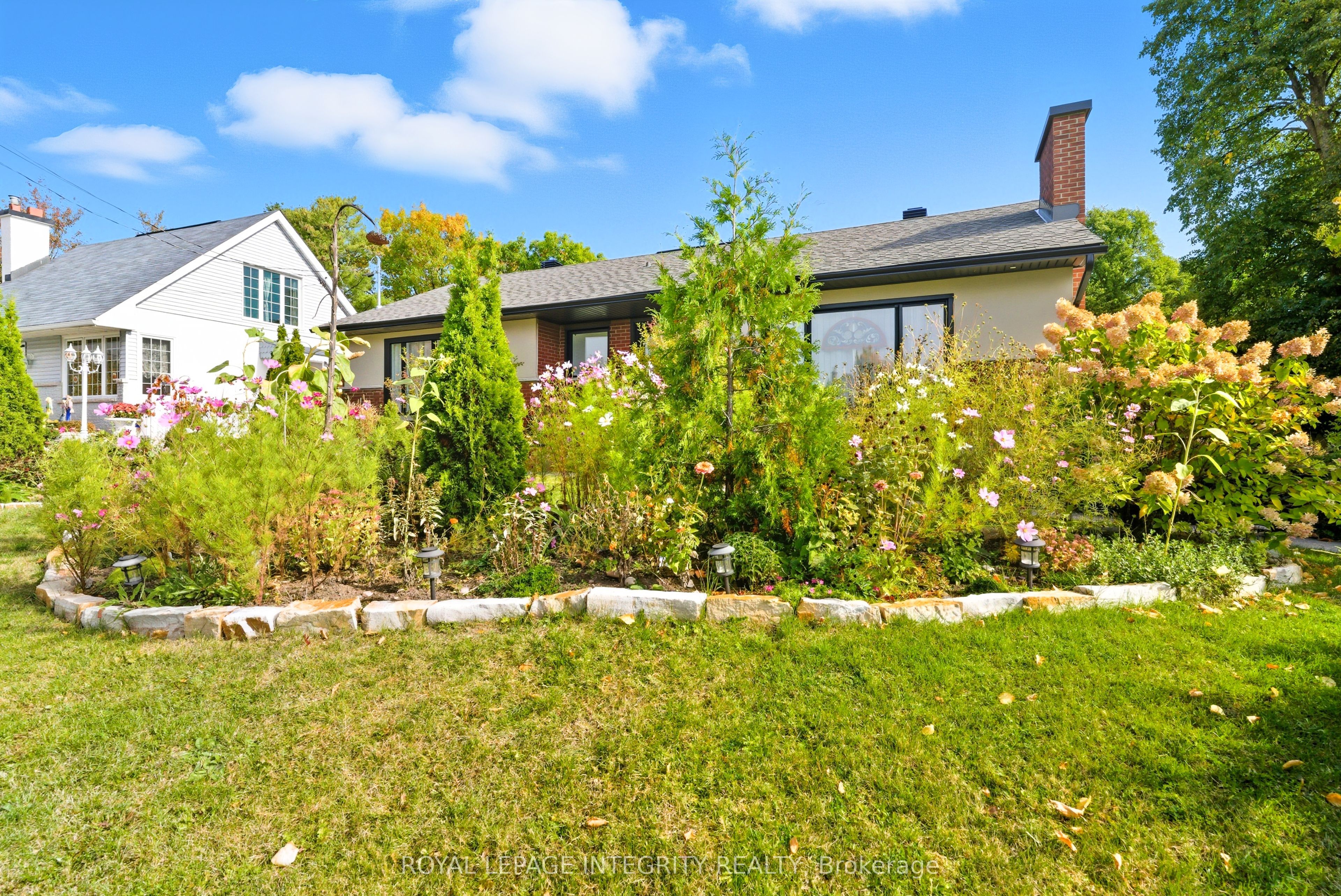 2461 Alta Vista Drive, Ottawa 5